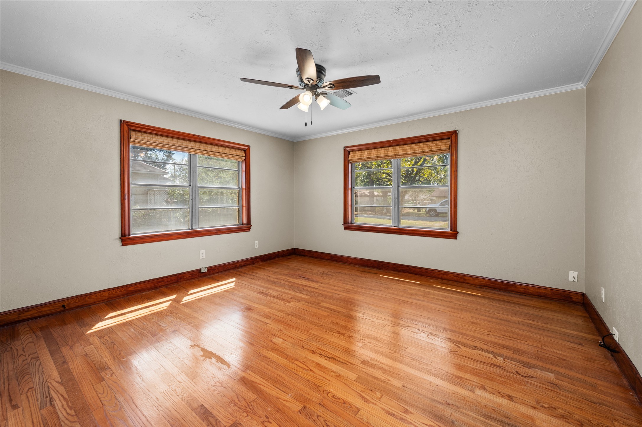 940 Hardeman Street Property Photo 17