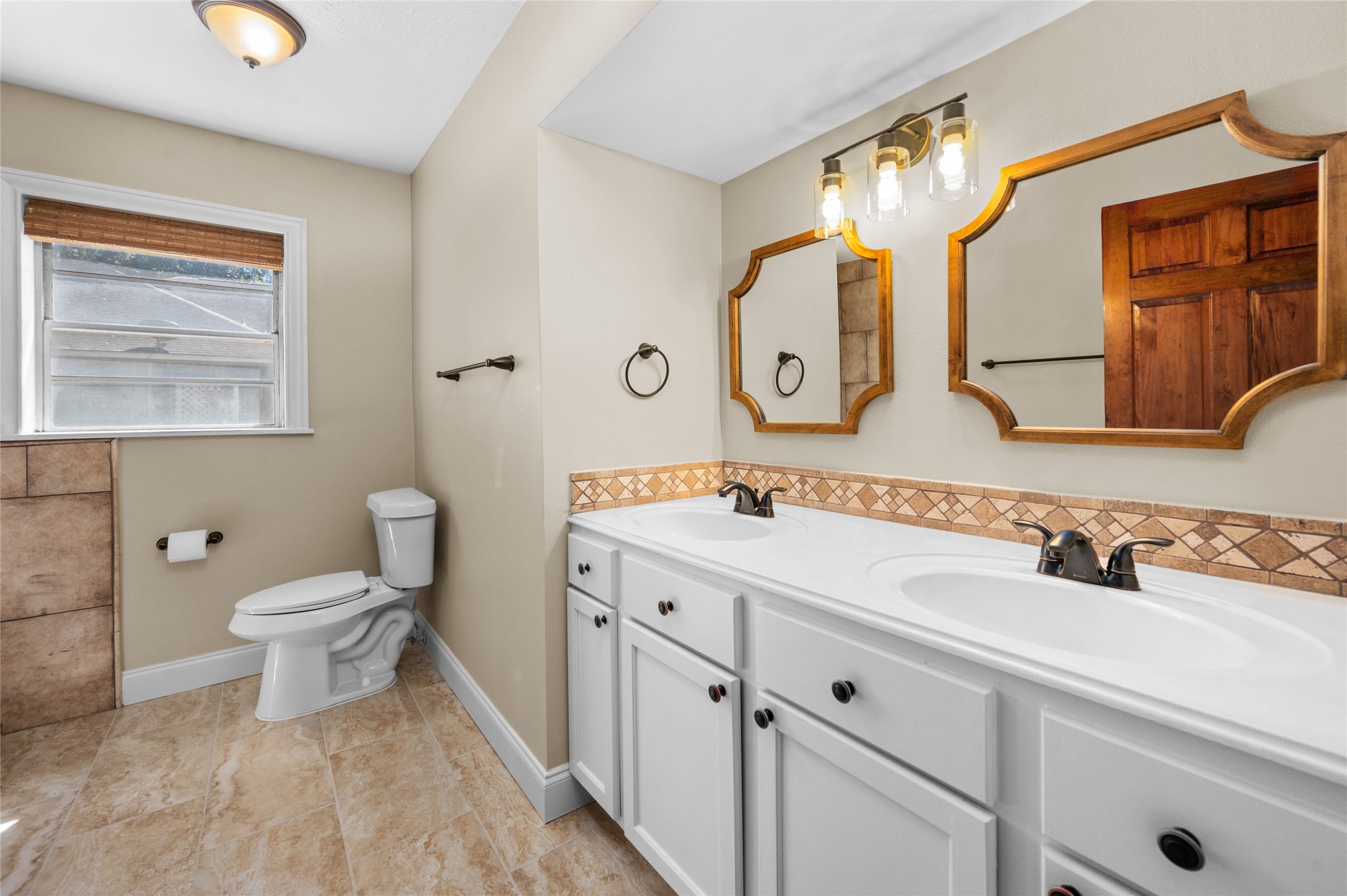 940 Hardeman Street Property Photo 19