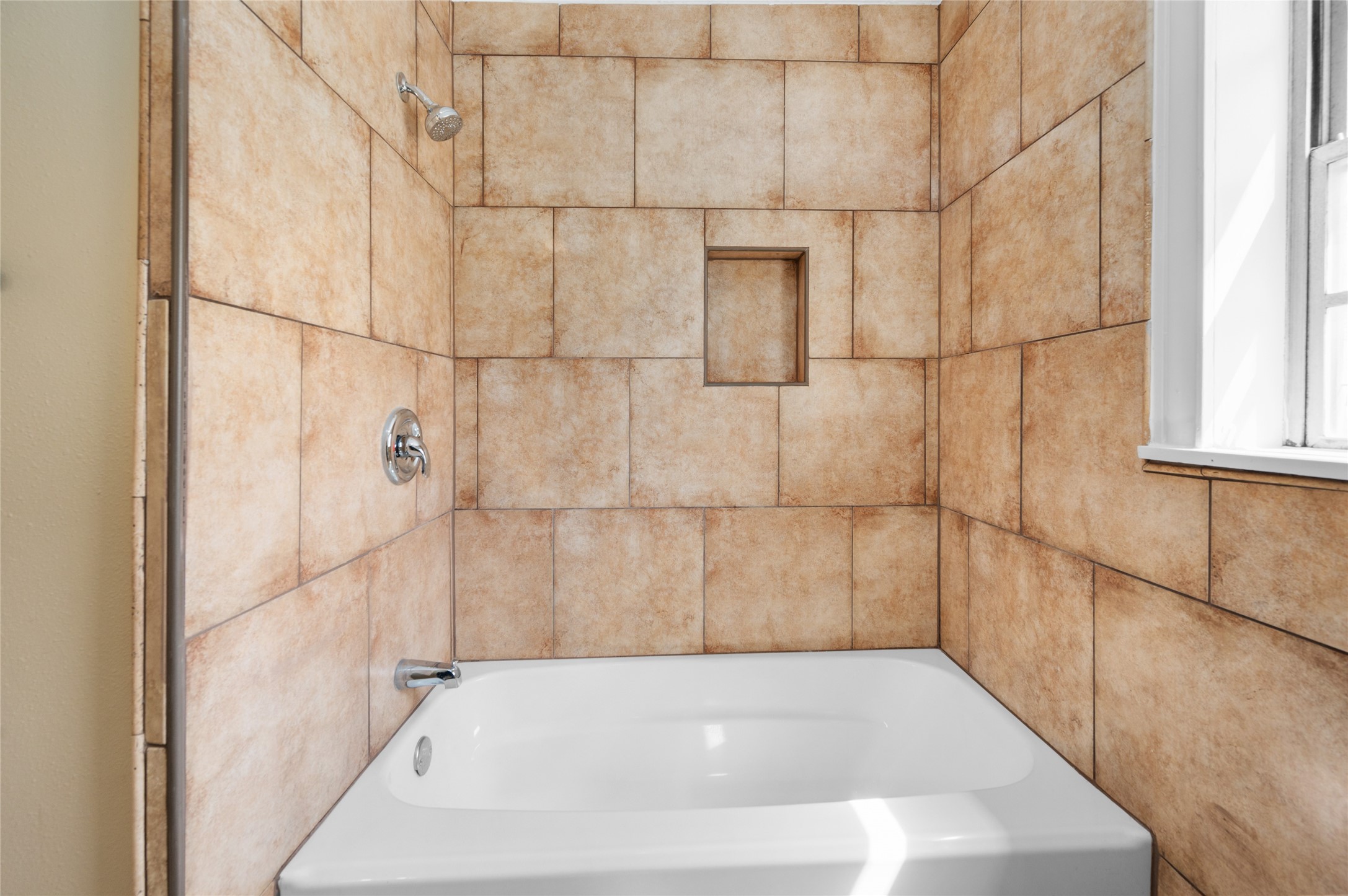 940 Hardeman Street Property Photo 20