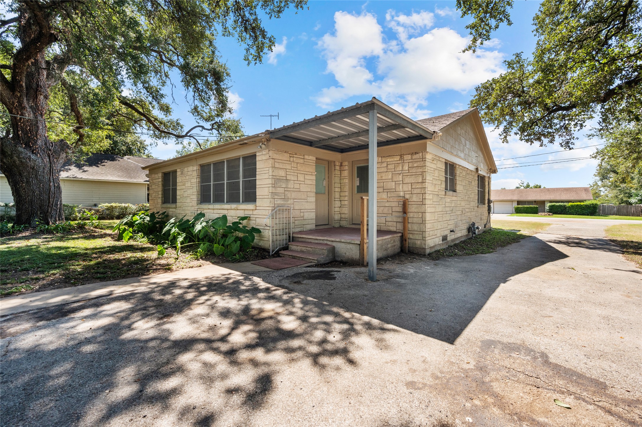 940 Hardeman Street Property Photo 21
