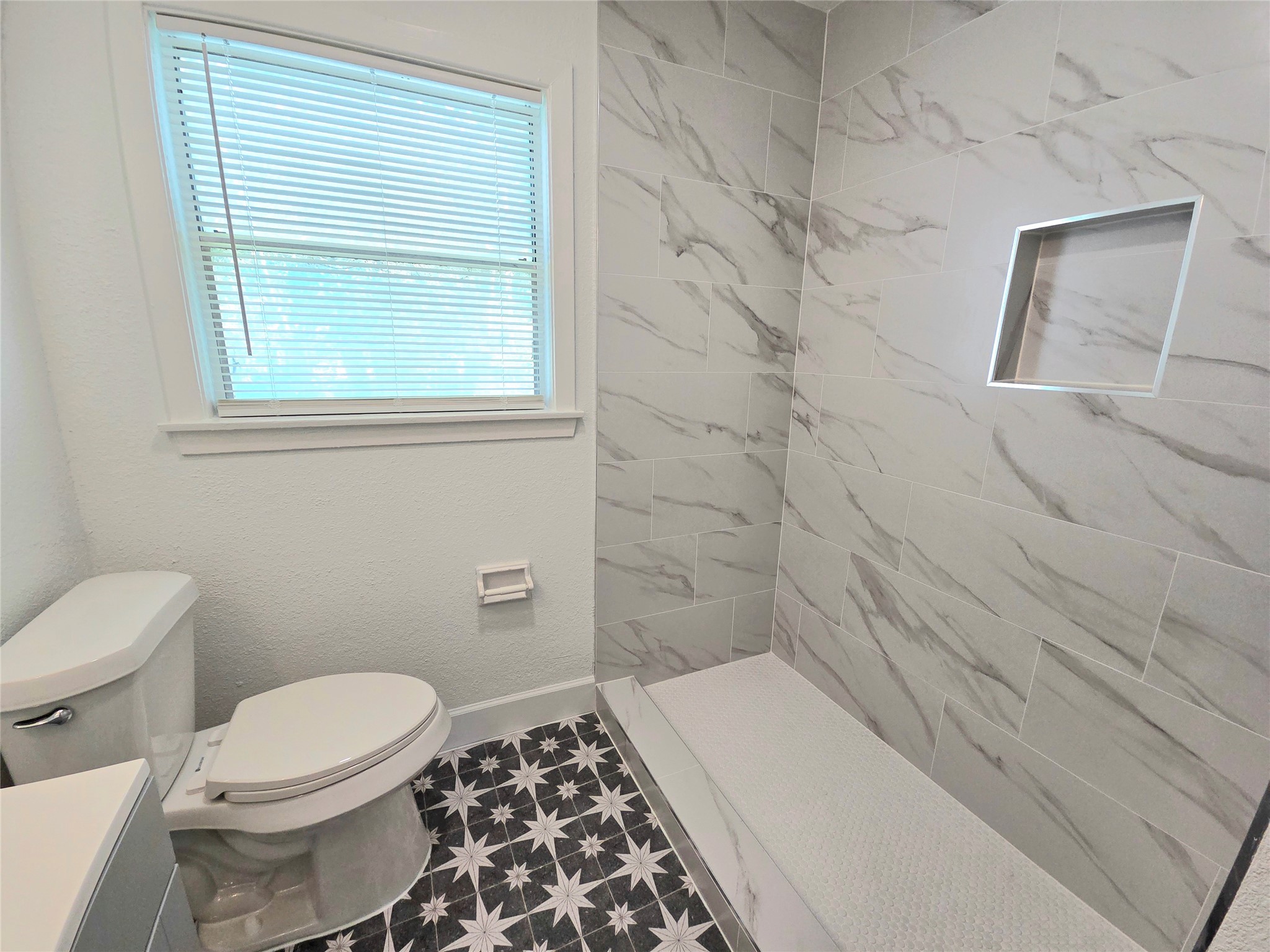 8610 Greiner Drive Property Photo 1