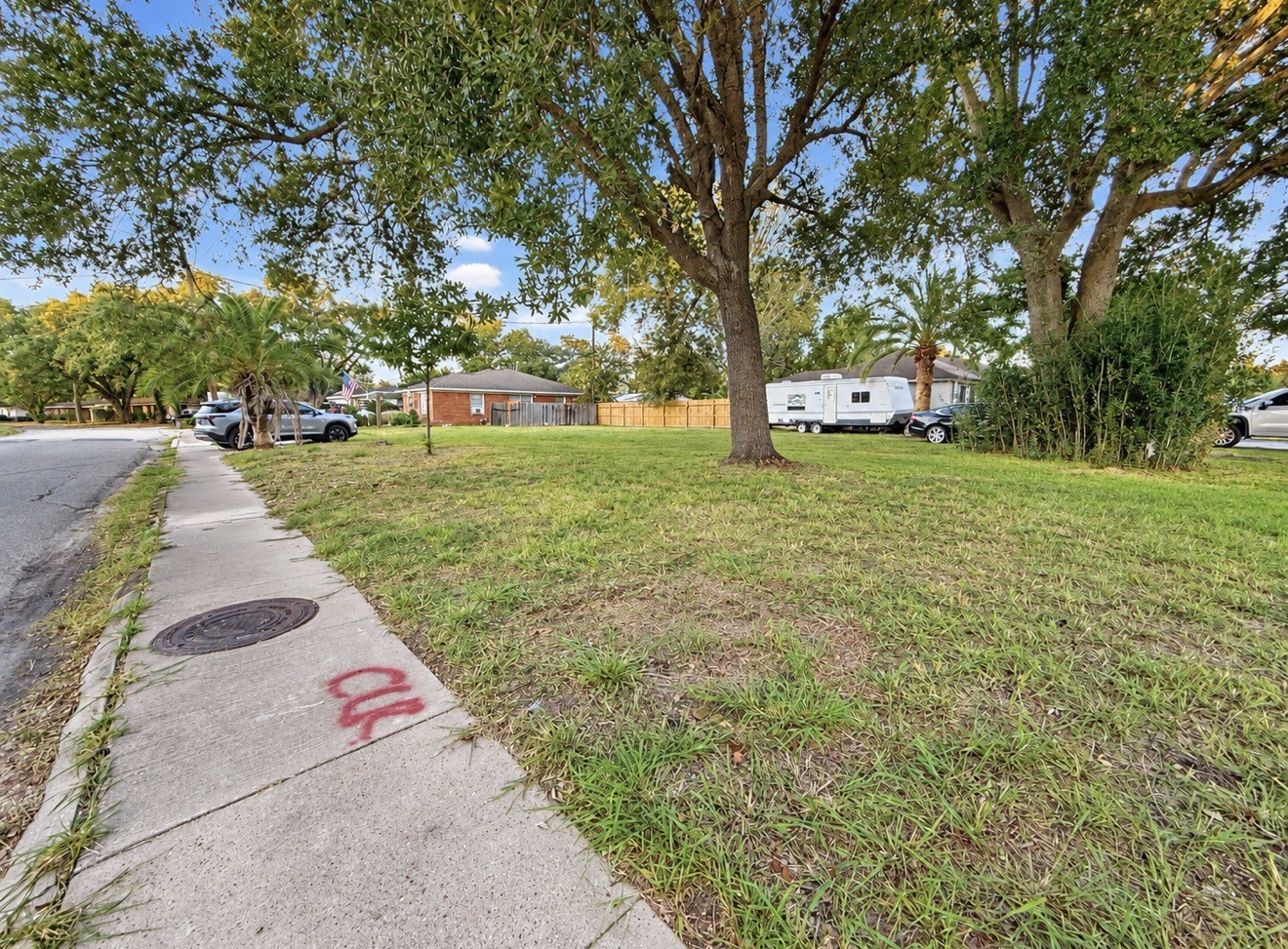606 West Avenue Property Photo 1