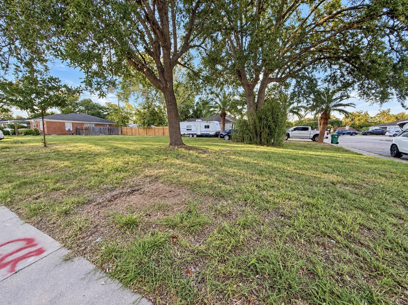 606 West Avenue Property Photo 2