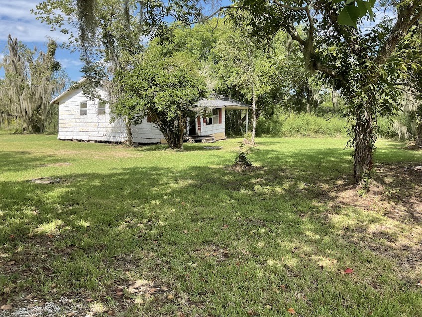 1857 County Road 318 Property Photo 6