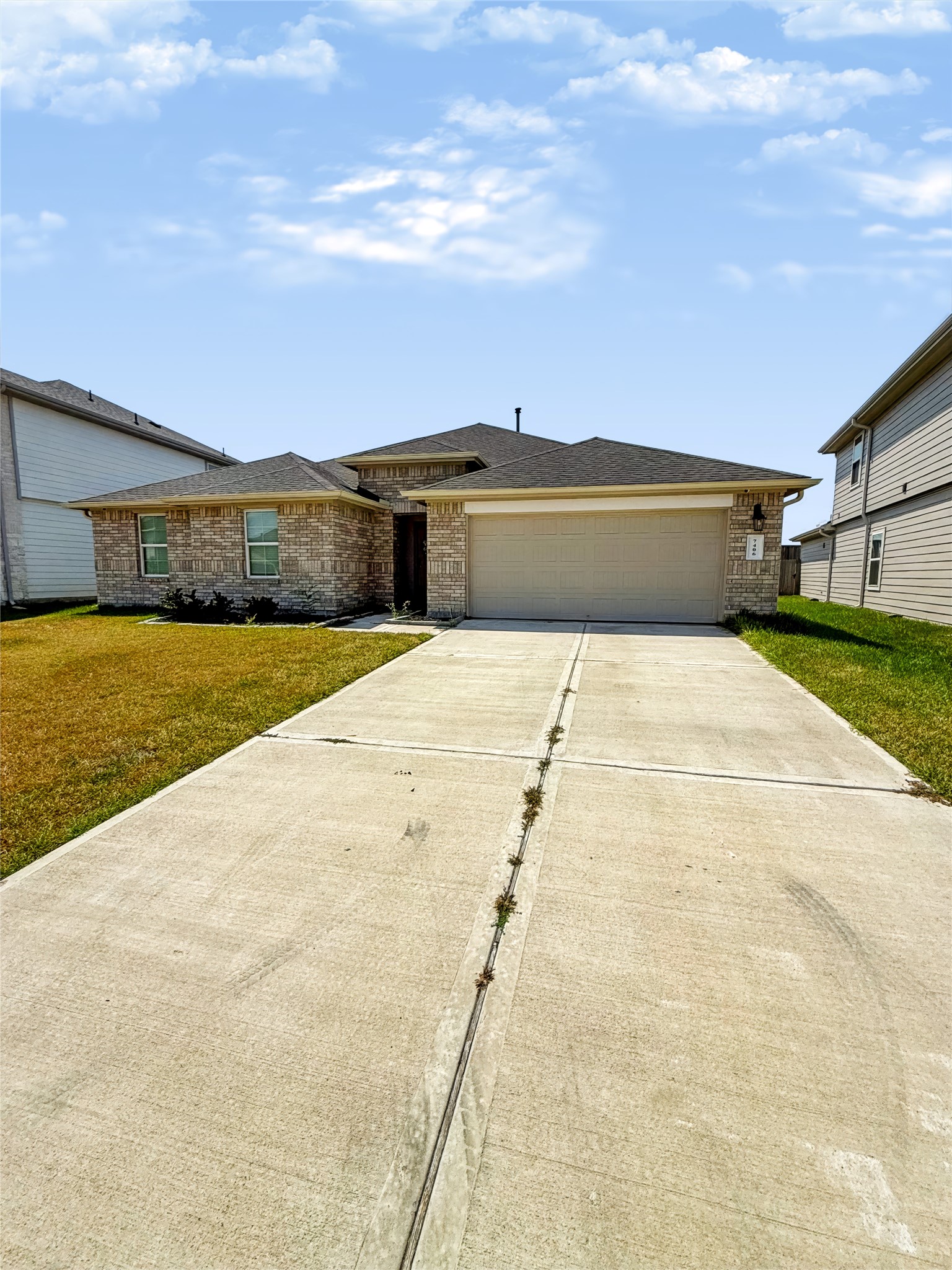 7406 Elm Landing Lane Property Photo 1