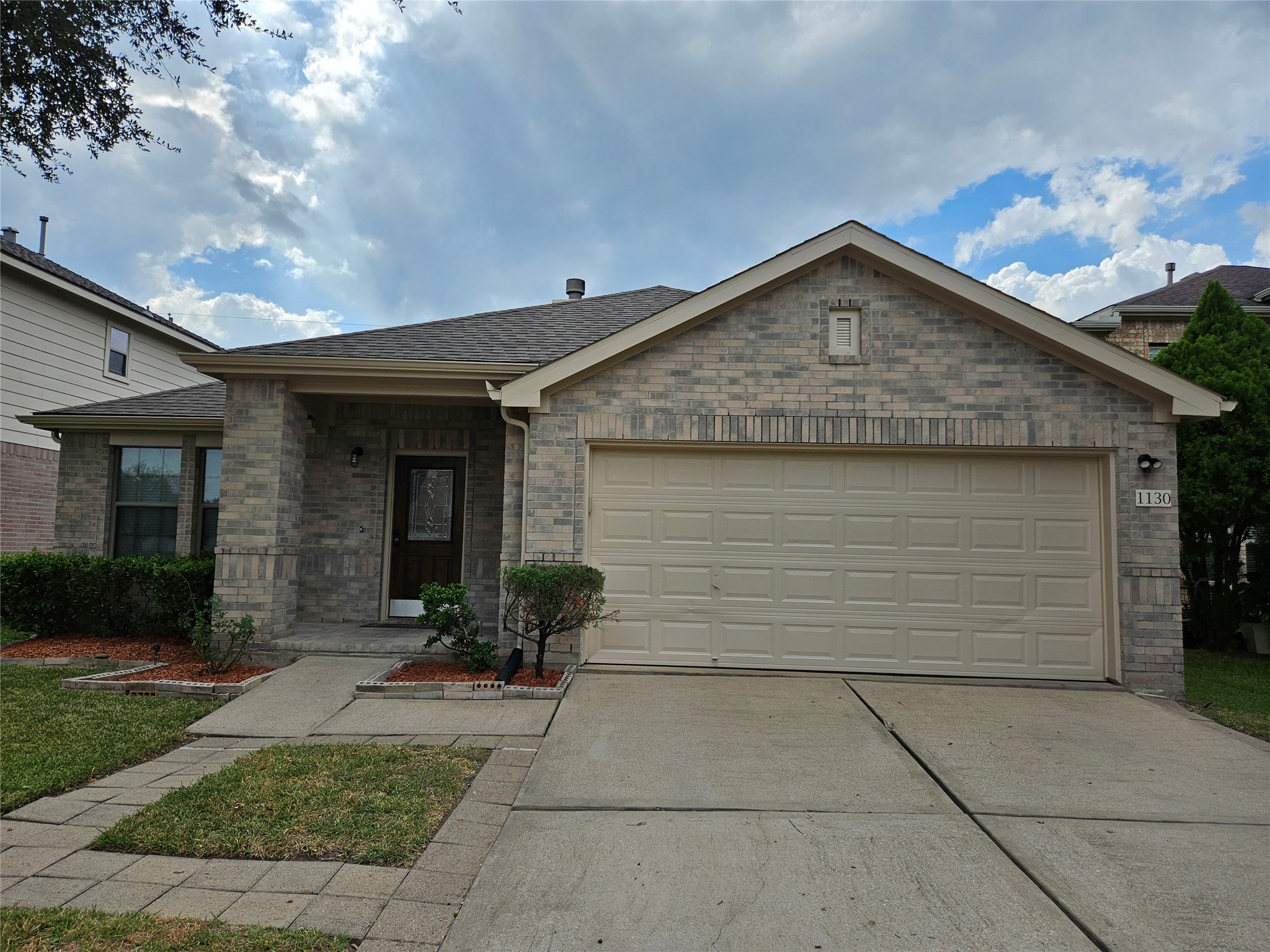 1130 Concord Place Property Photo 1
