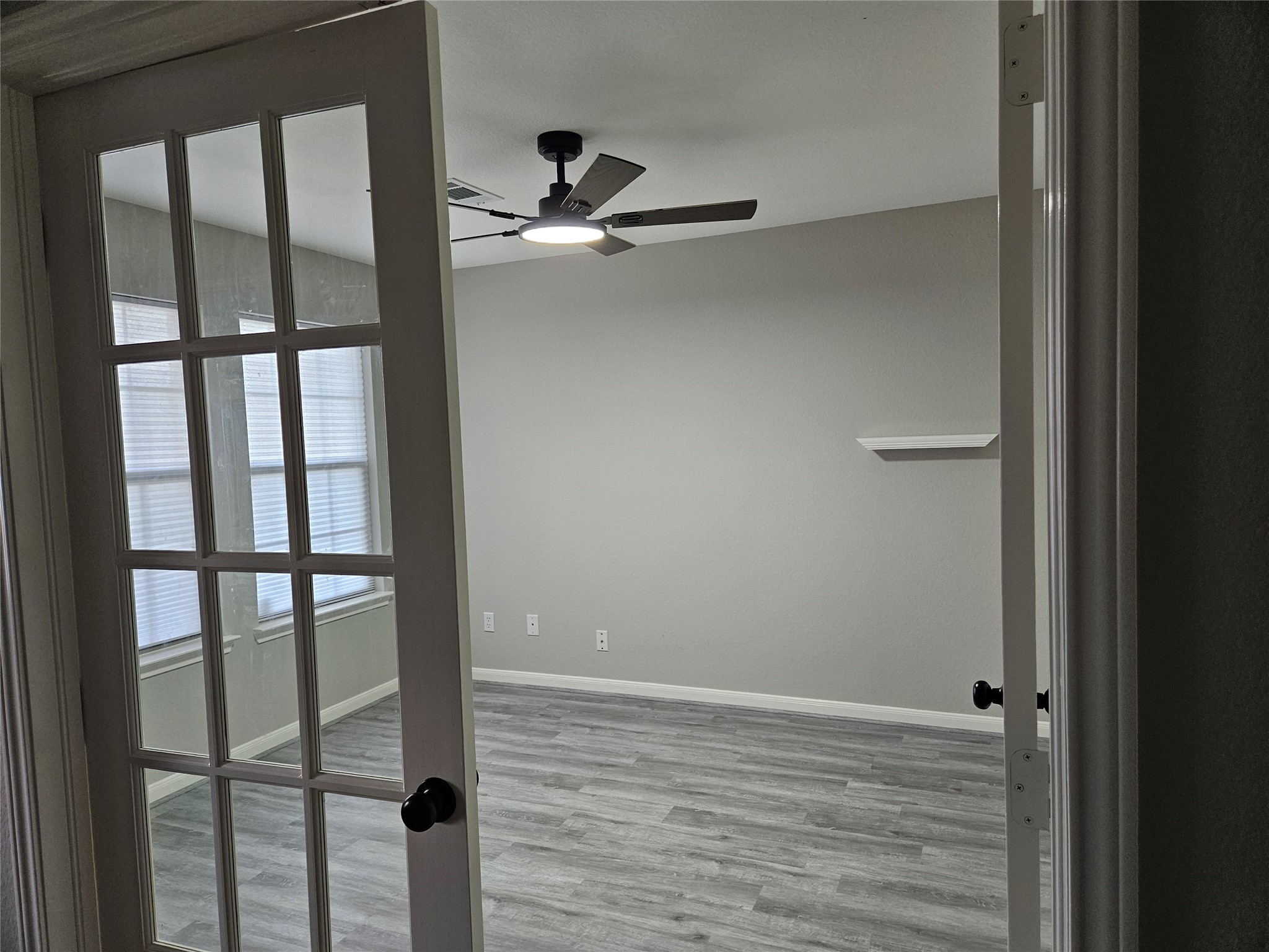 1130 Concord Place Property Photo 6