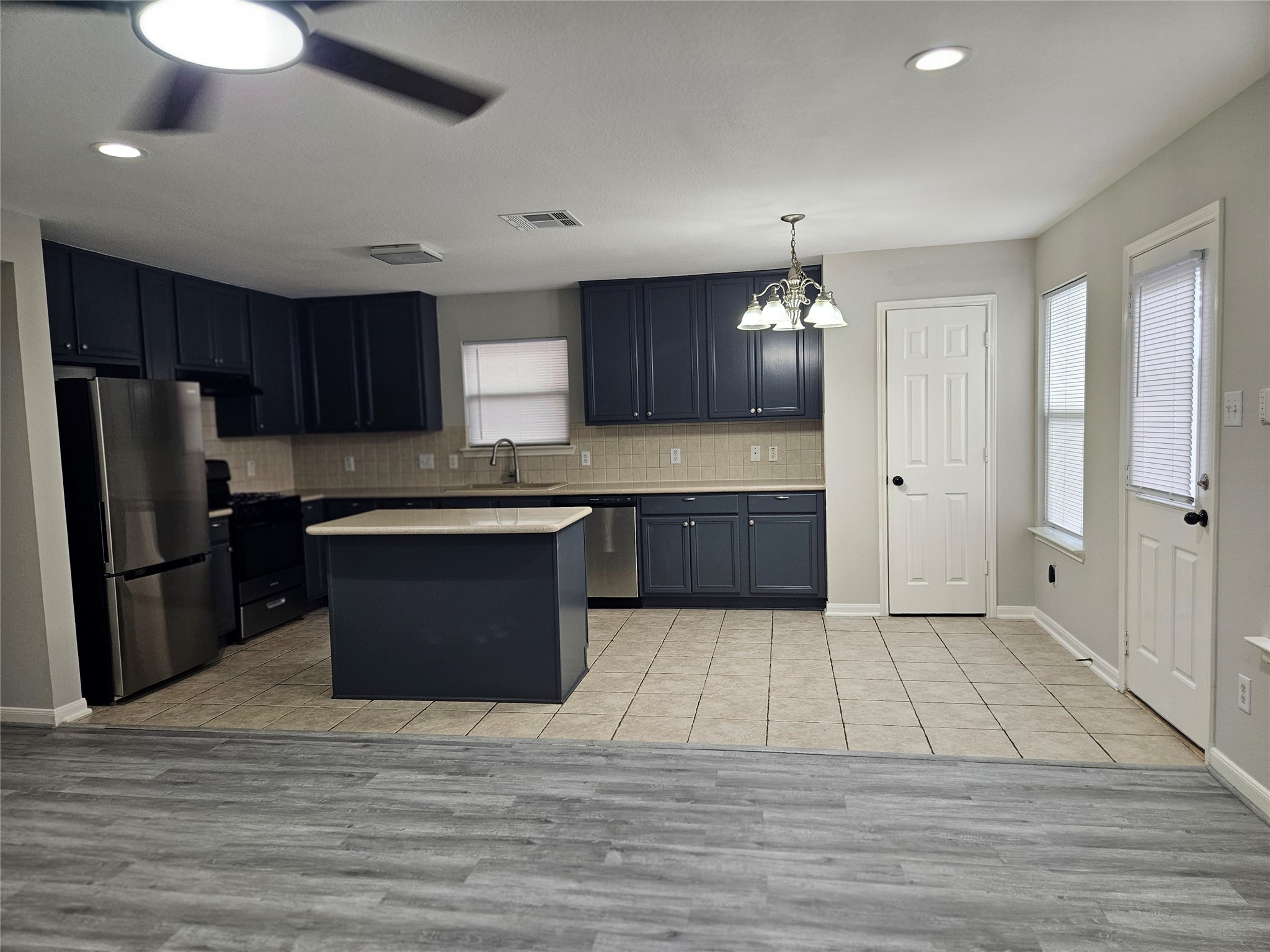 1130 Concord Place Property Photo 9
