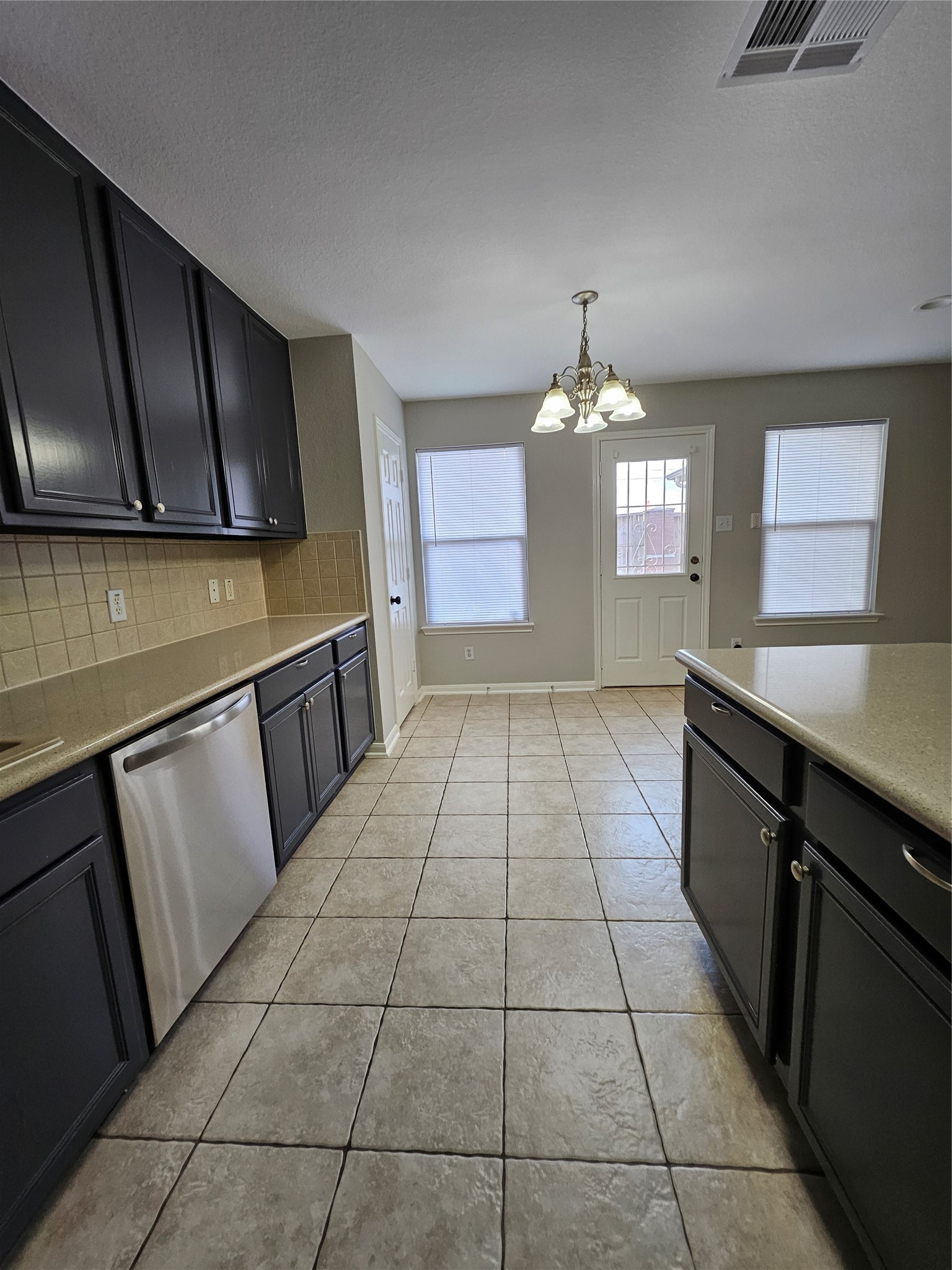 1130 Concord Place Property Photo 10
