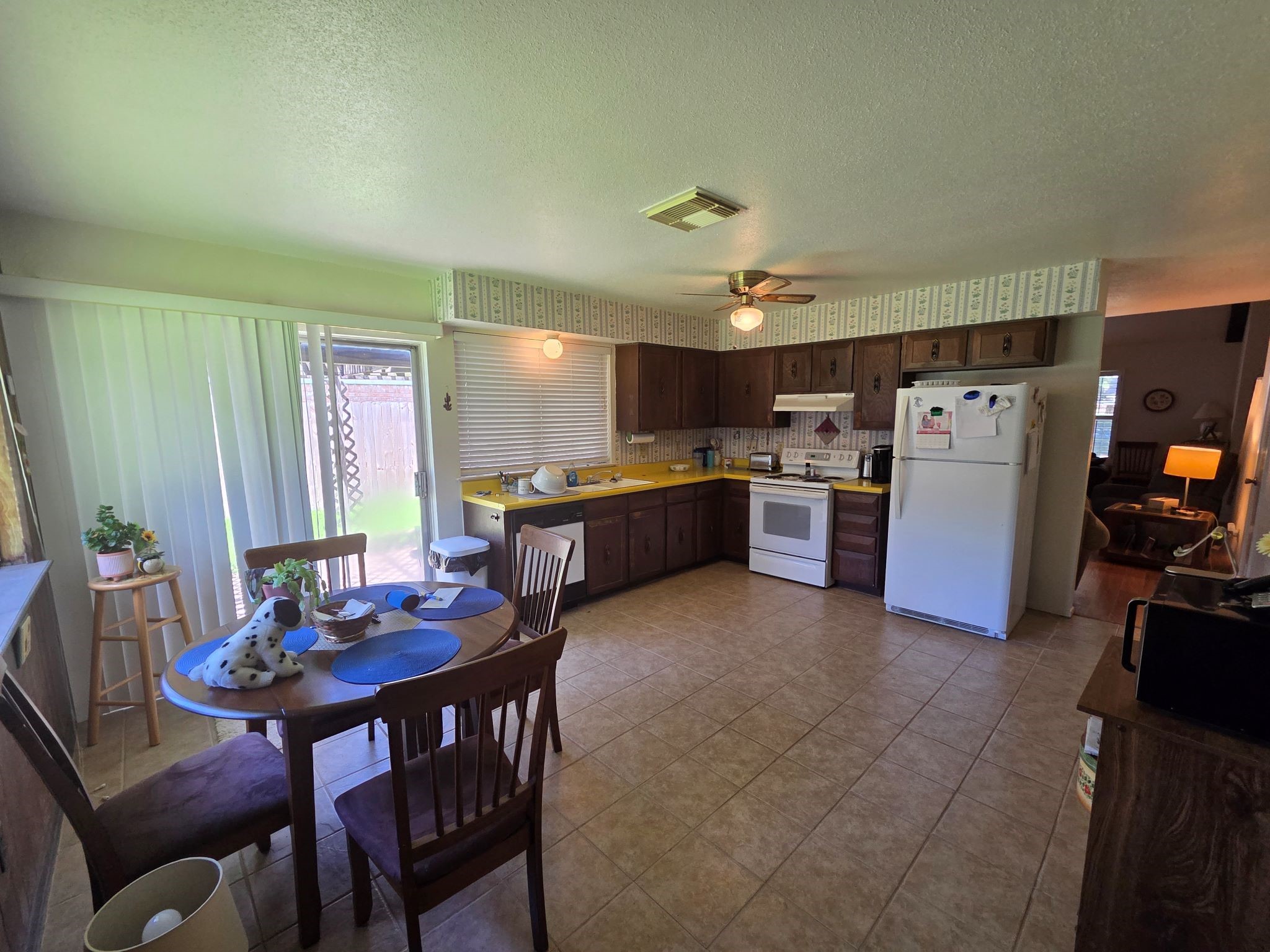 13719 Larkway Drive Property Photo 8