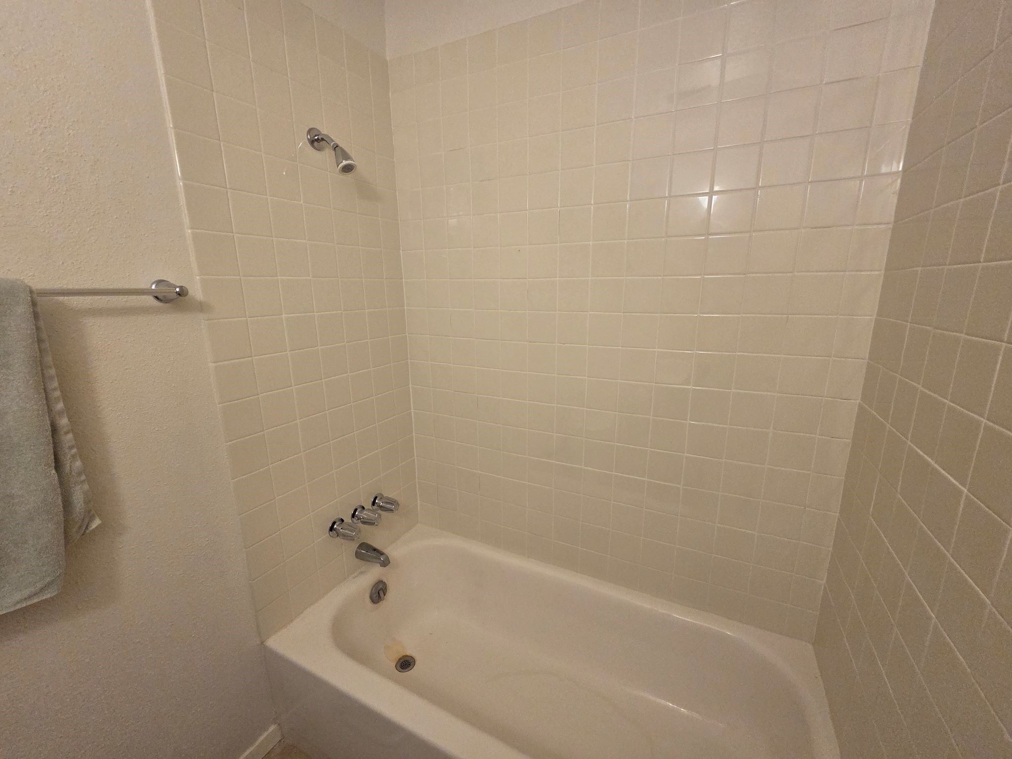 13719 Larkway Drive Property Photo 14