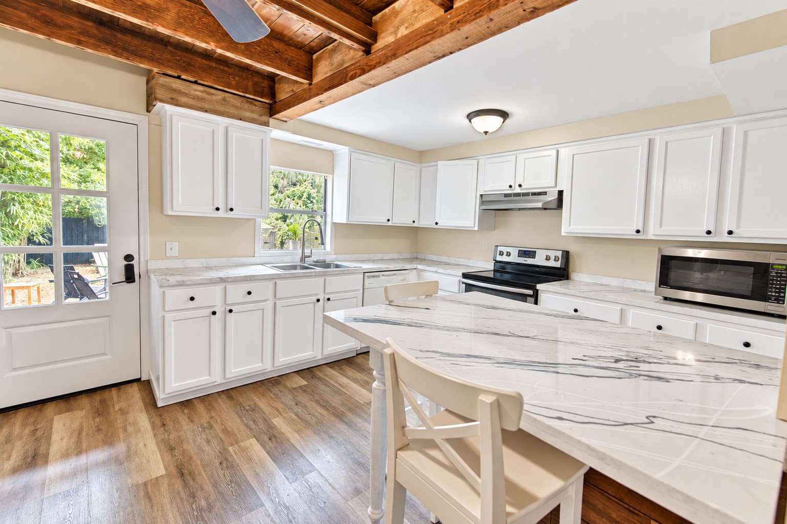 1913 Ursuline Street Property Photo 3