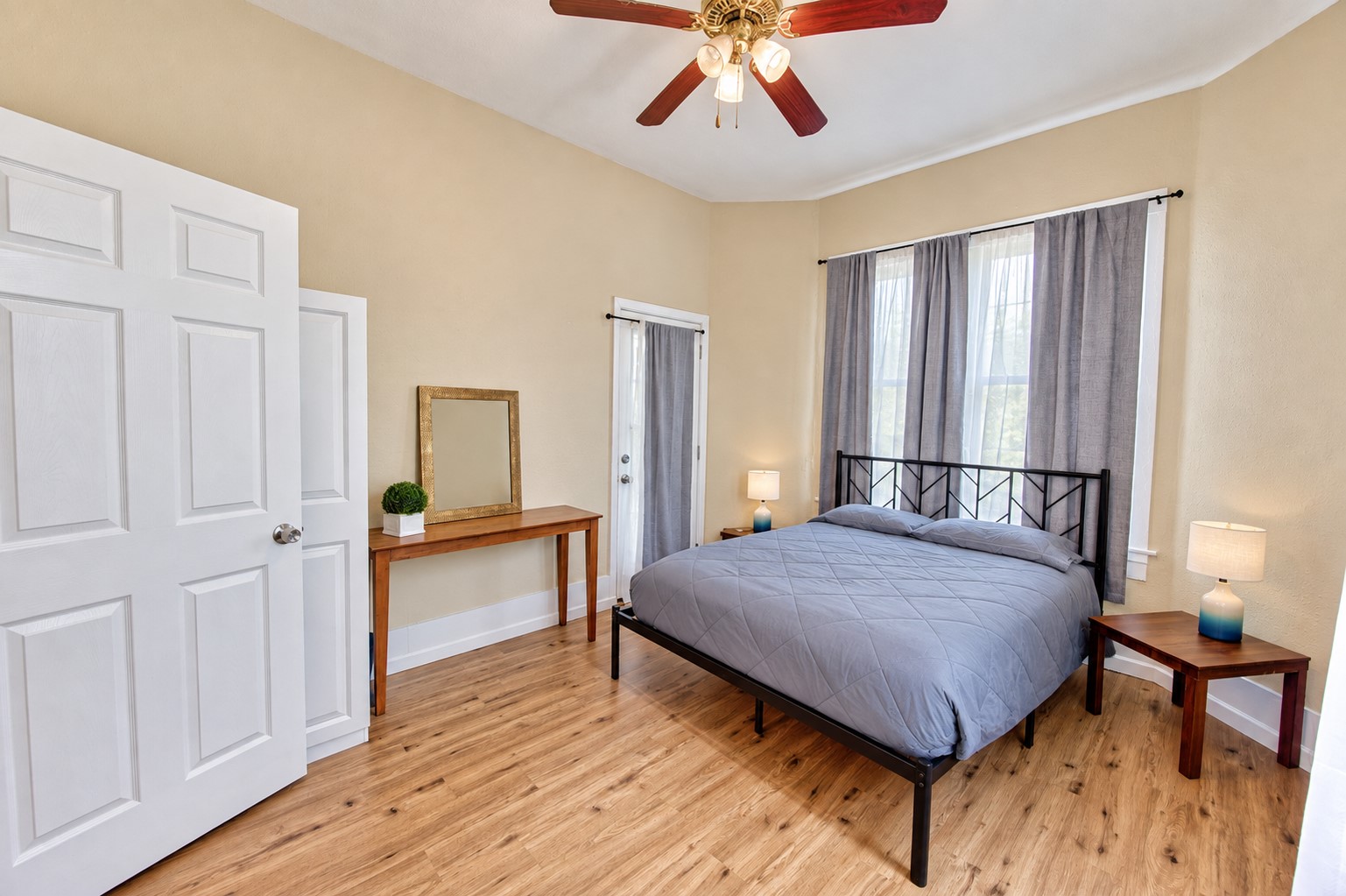 1913 Ursuline Street Property Photo 7