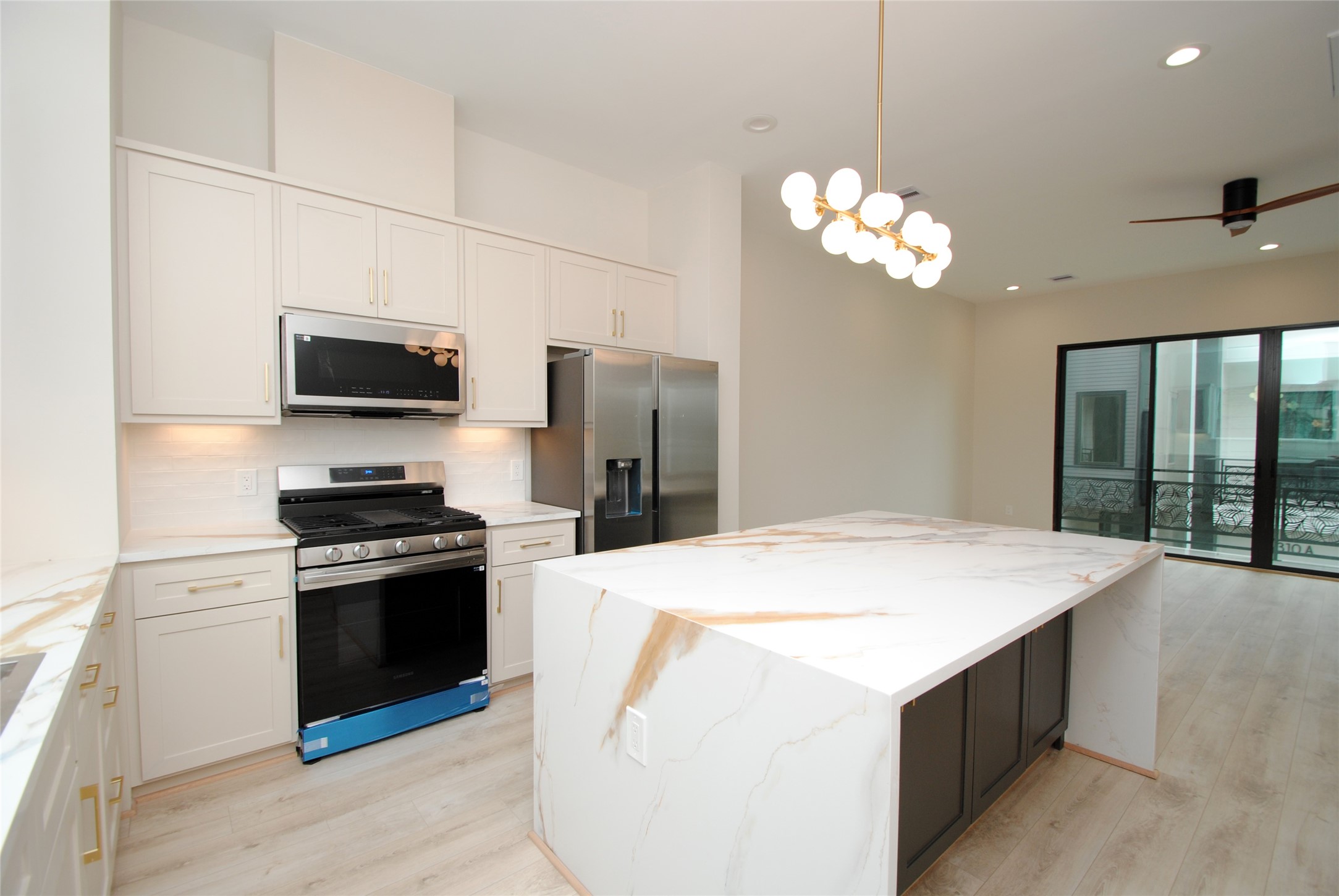 6312 Illinois Street B Property Photo 11