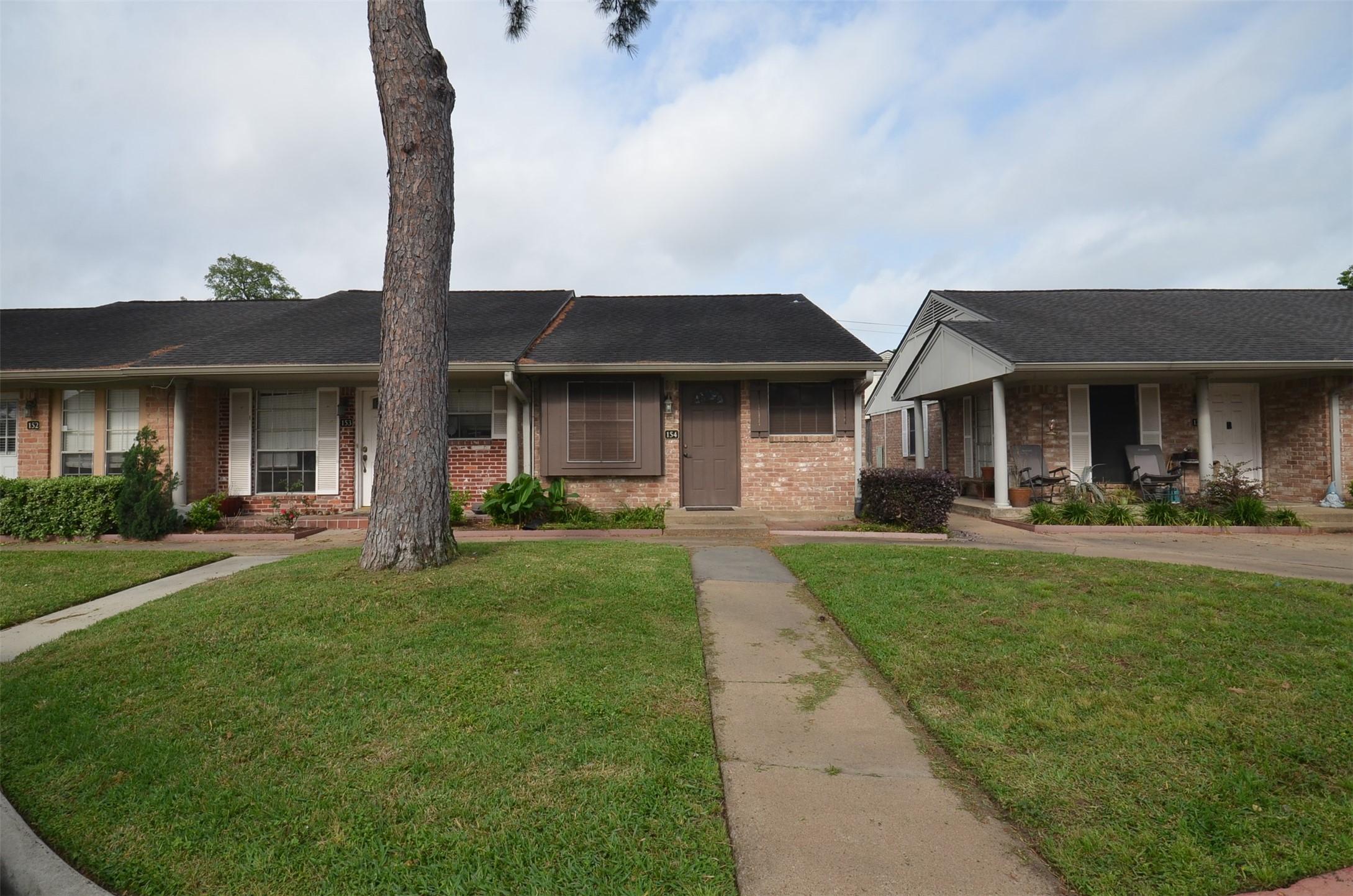 1108 W Tri Oaks Lane 154 Property Photo 1