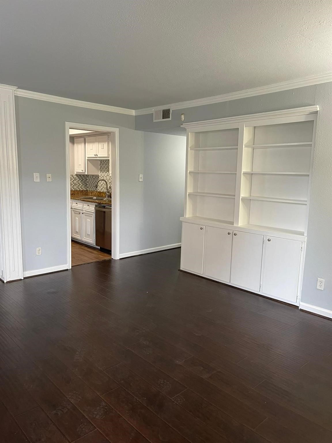 6402 Del Monte Drive 72 Property Photo 4