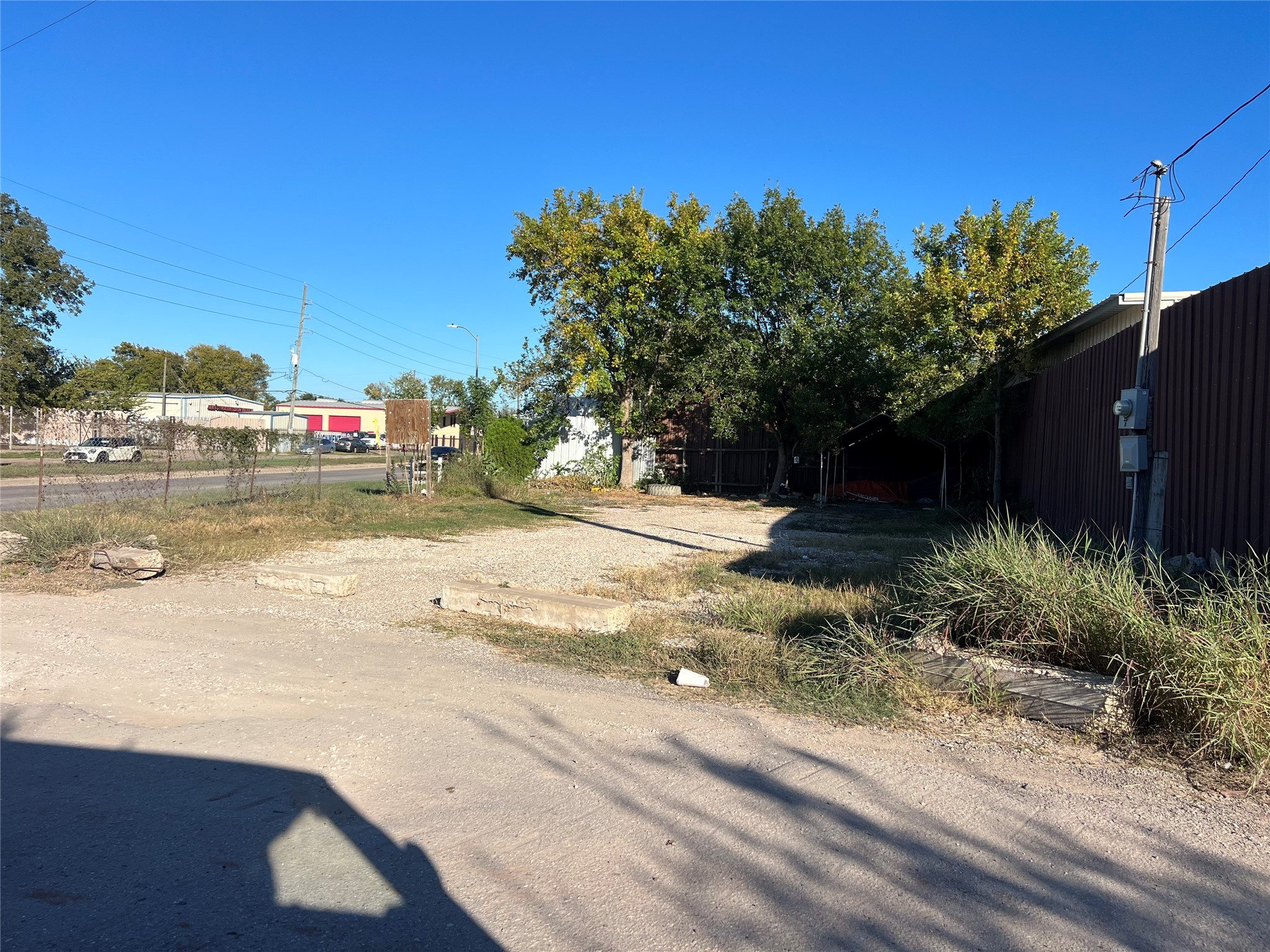 16337 W Bellfort Property Photo 5