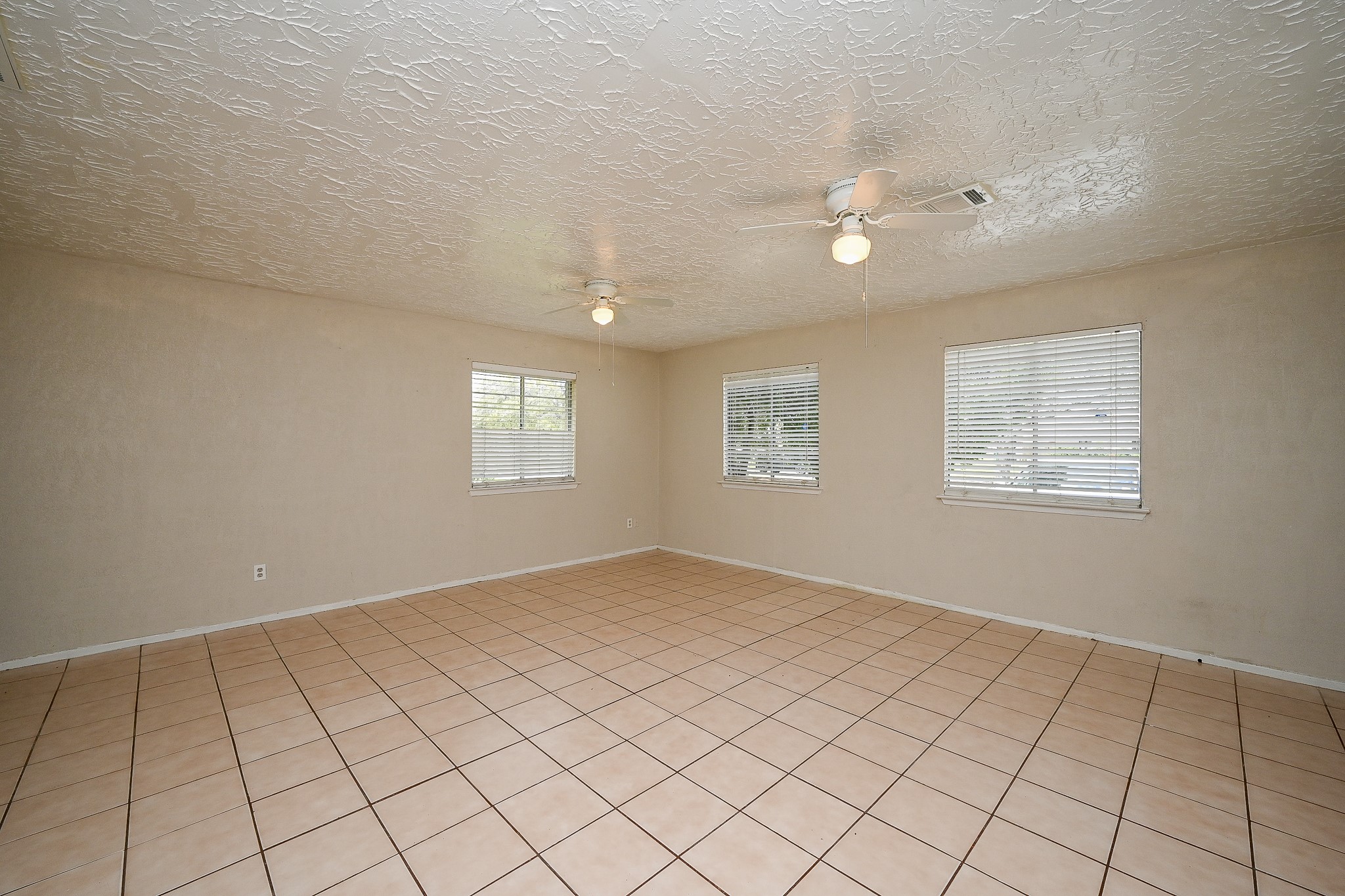 7407 W Fuqua Drive Property Photo 13