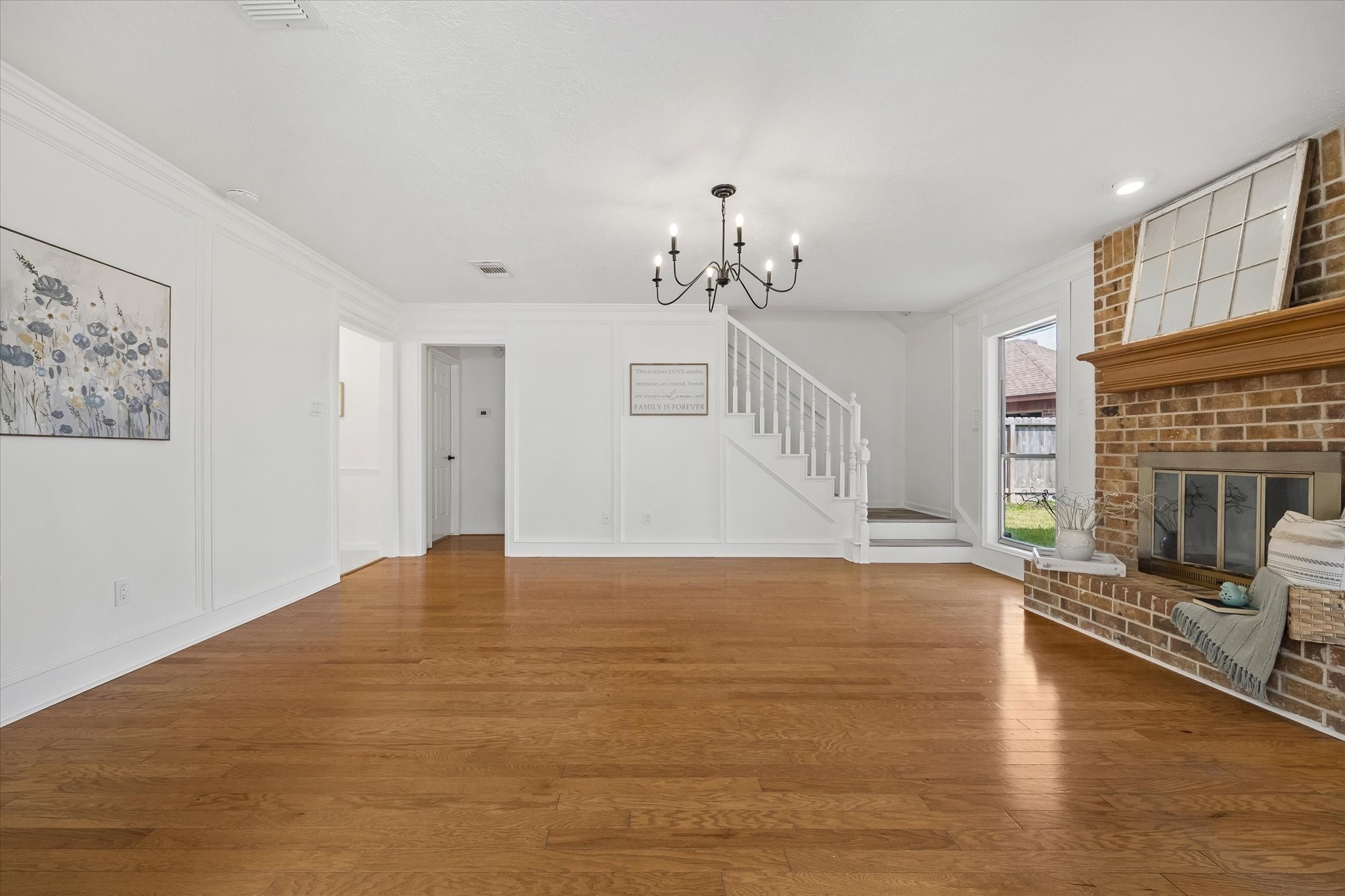 110 Shadow Wood Drive Property Photo 8