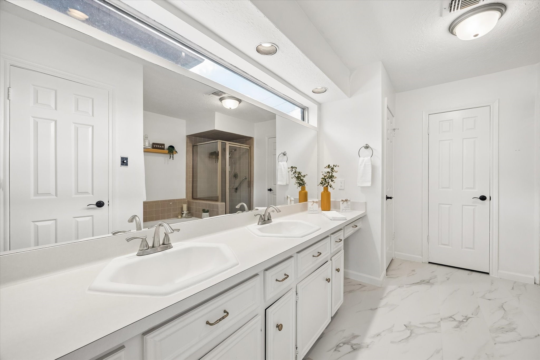 110 Shadow Wood Drive Property Photo 17