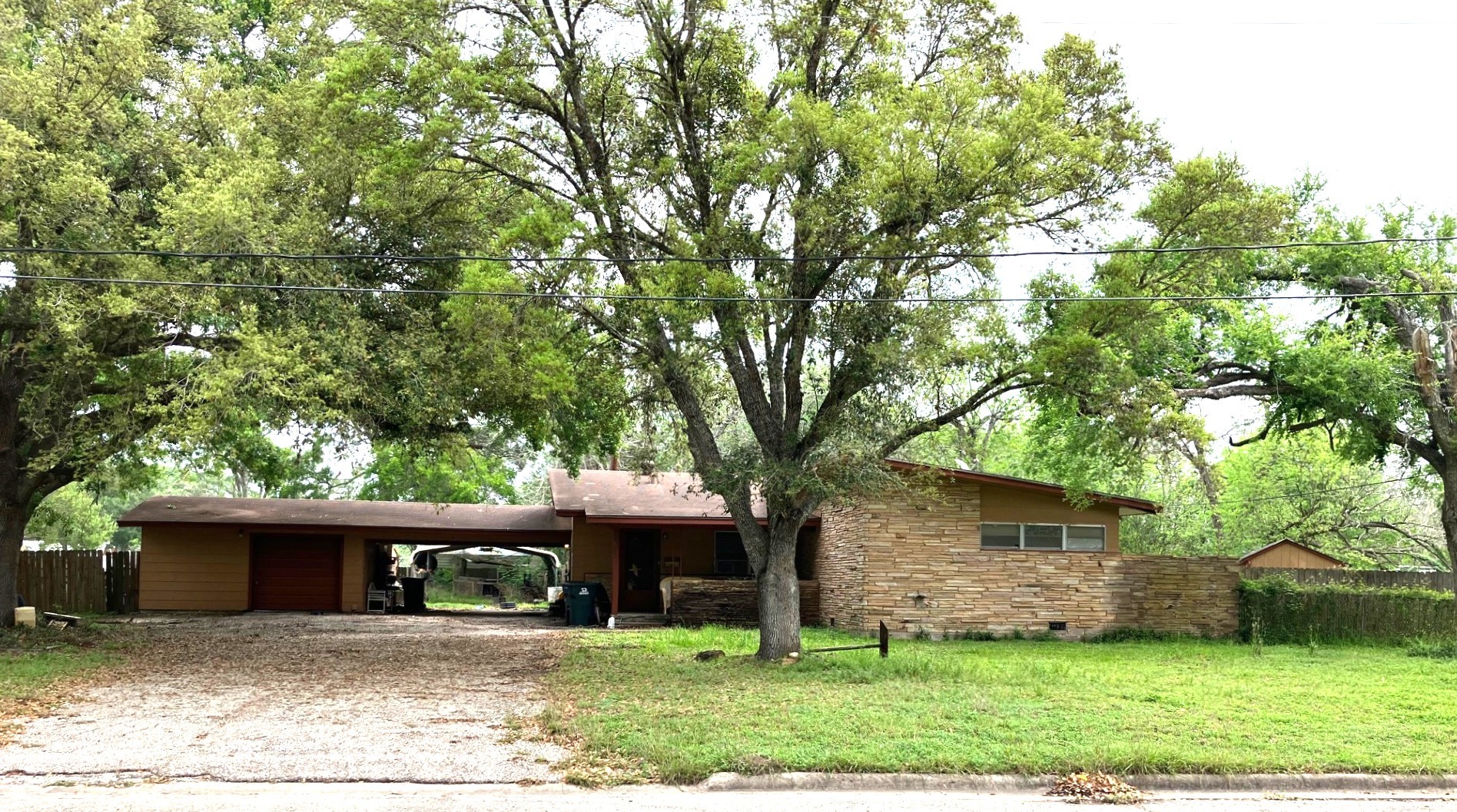 612 Flournoy Street Property Photo