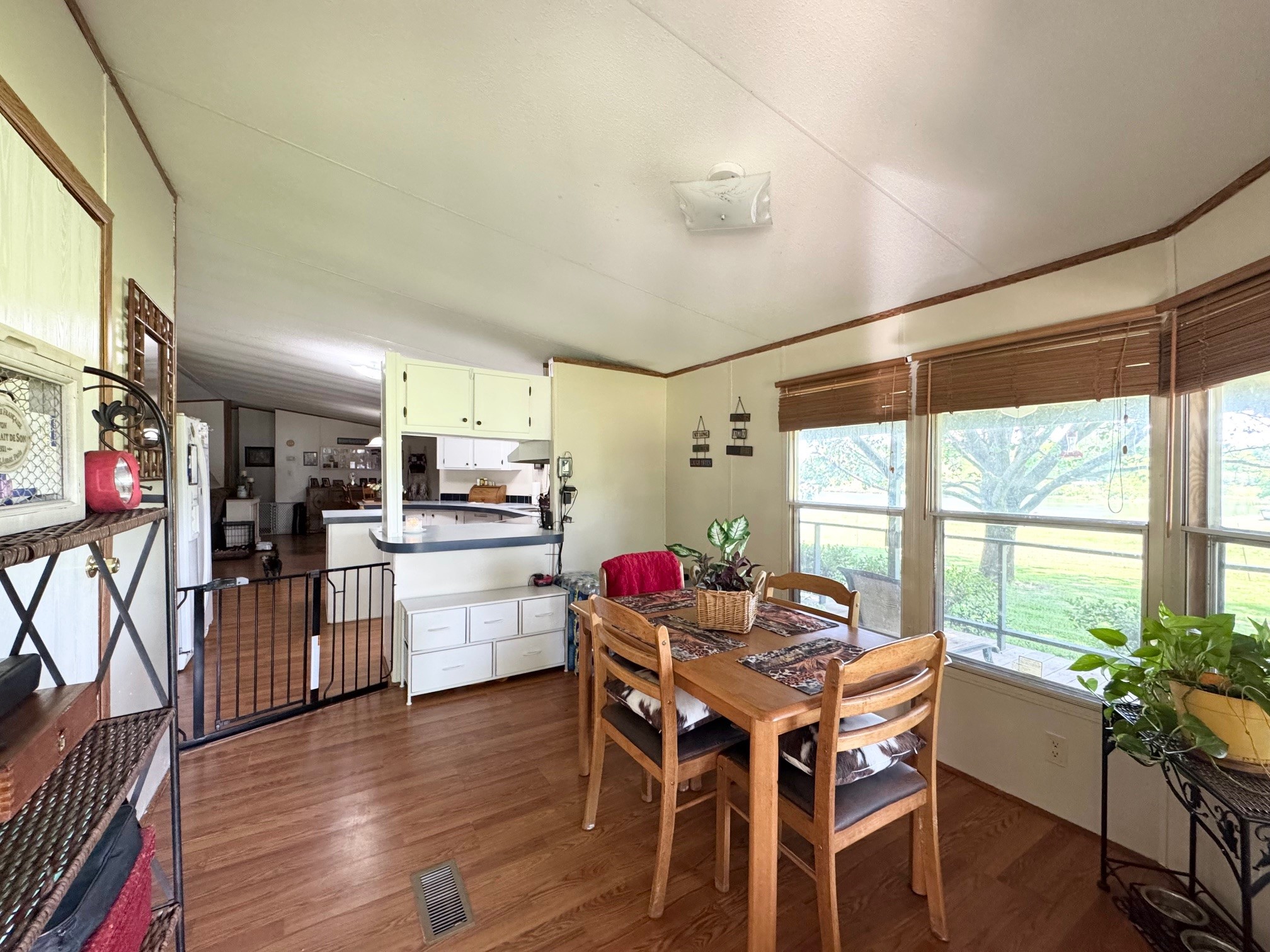 535 County Road 1710 Property Photo 14