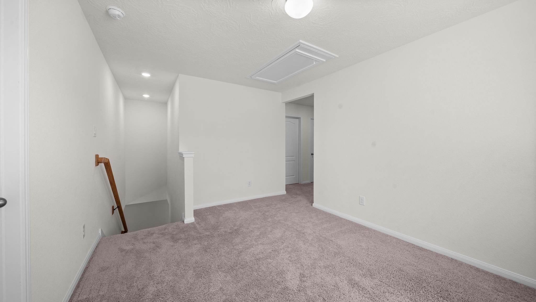 2607 Bluewood Court Property Photo 16