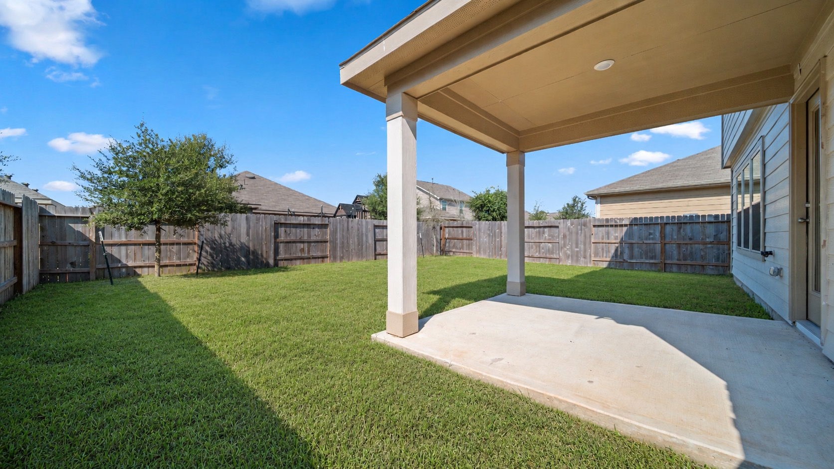2607 Bluewood Court Property Photo 22