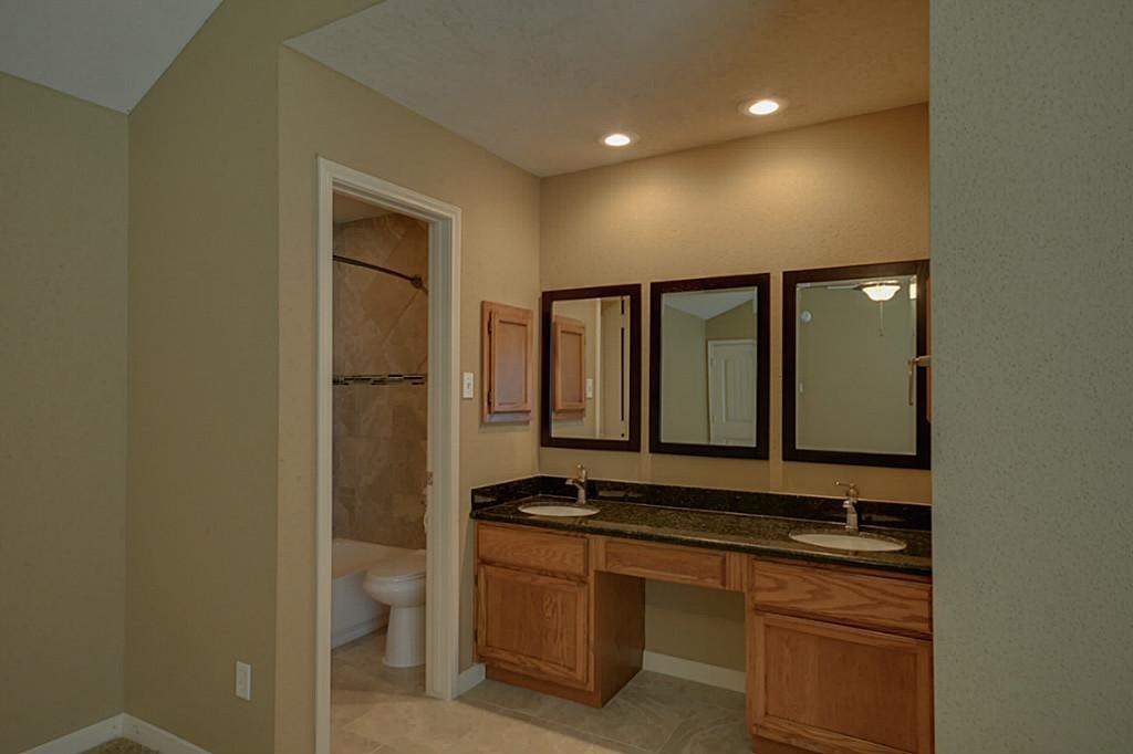 6018 Woodmancote Drive Property Photo 14