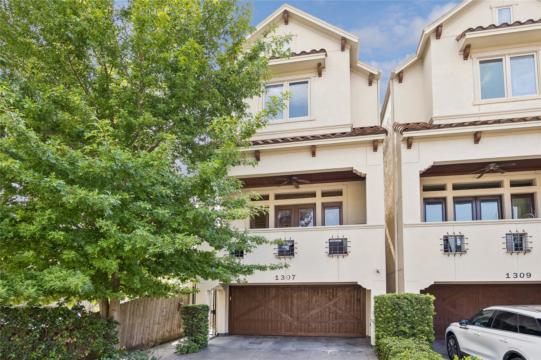 1307 Malone Street Property Photo 1