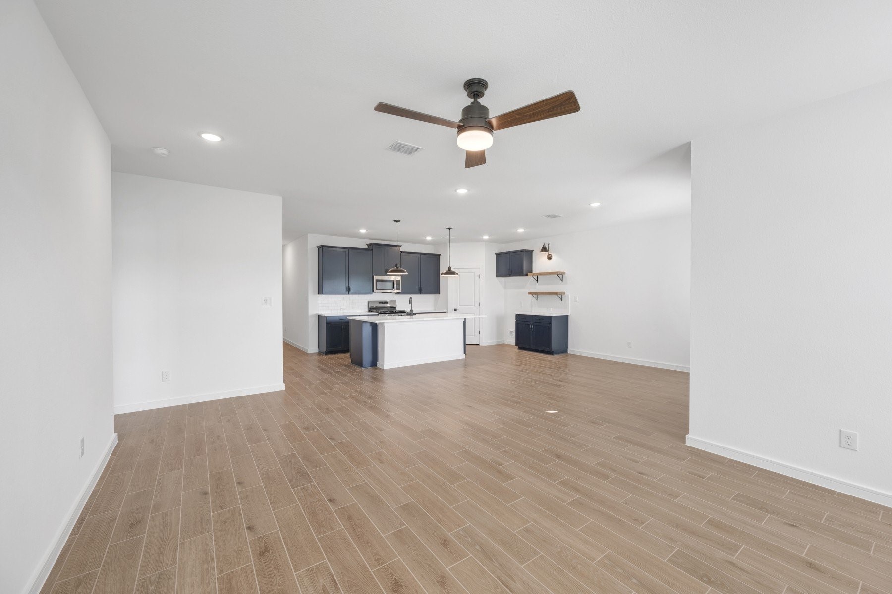 7722 Jade Crest Drive Property Photo 9