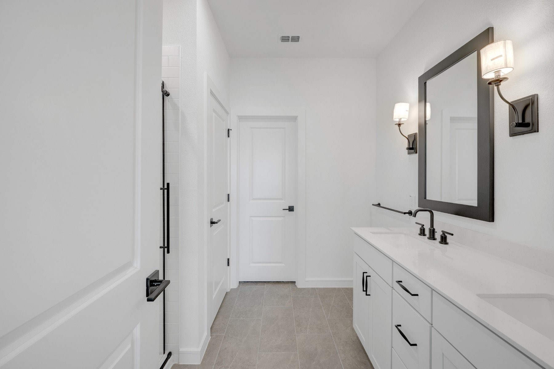 7722 Jade Crest Drive Property Photo 14
