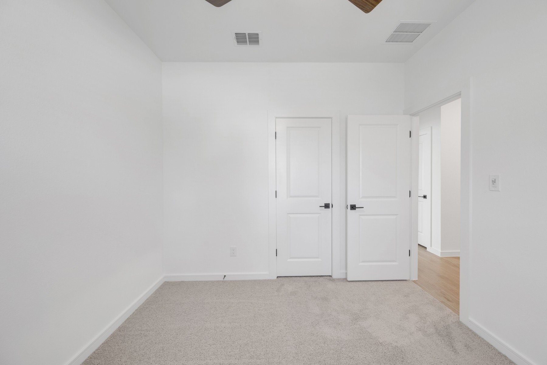 7722 Jade Crest Drive Property Photo 17