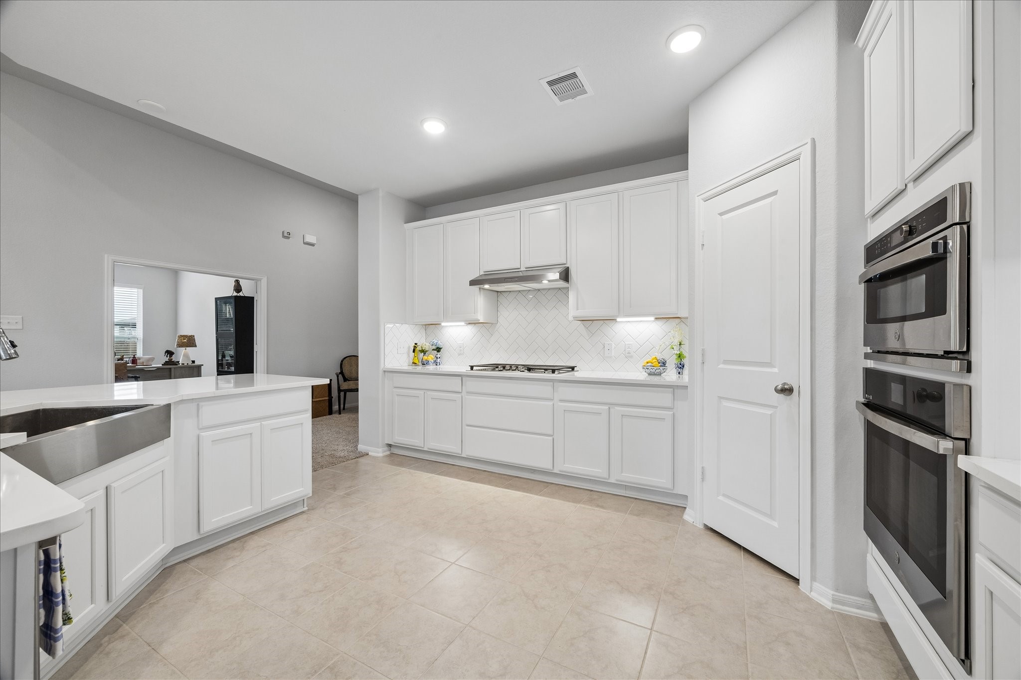505 Zinfandel Court Property Photo 7