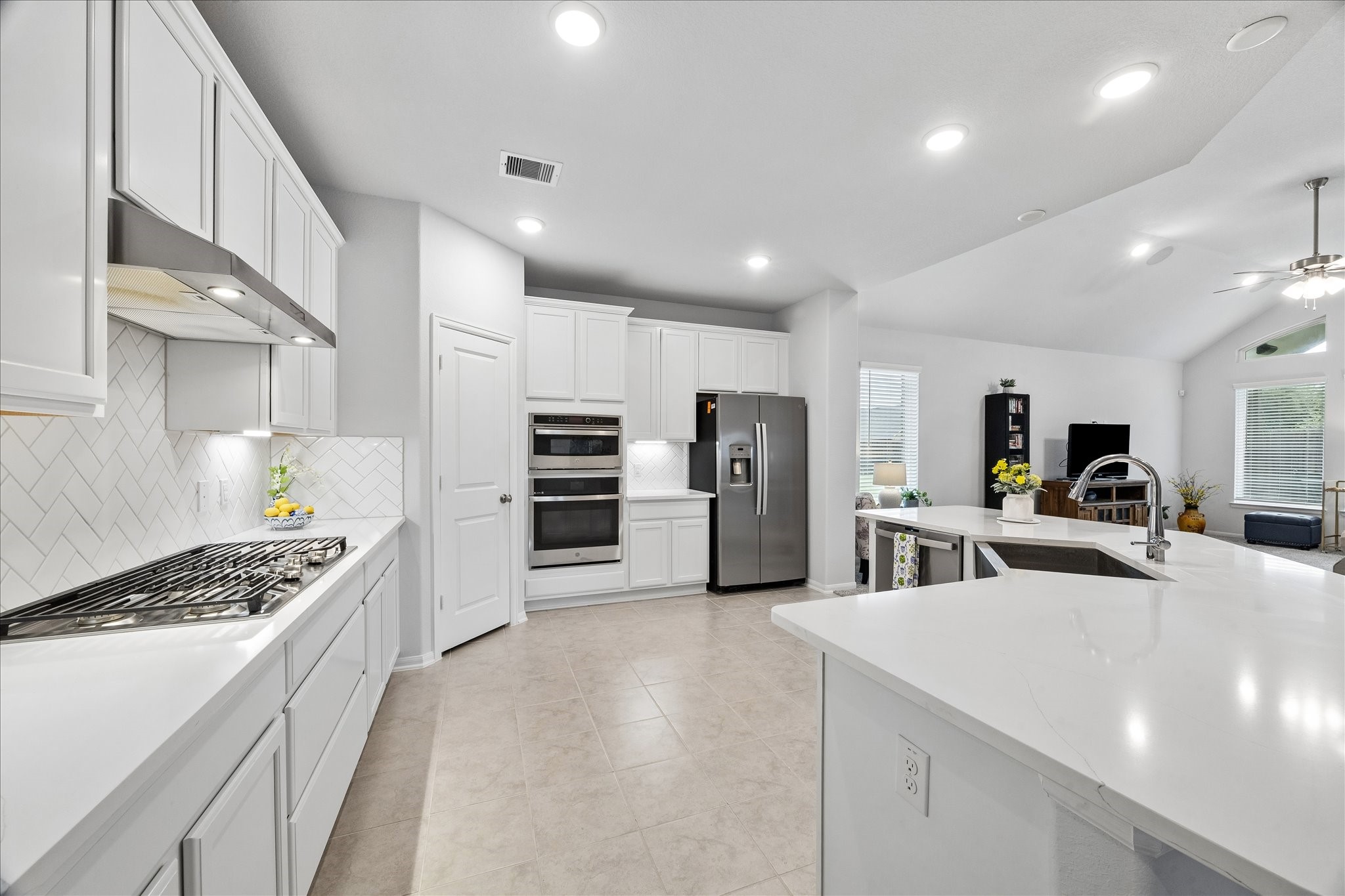 505 Zinfandel Court Property Photo 12