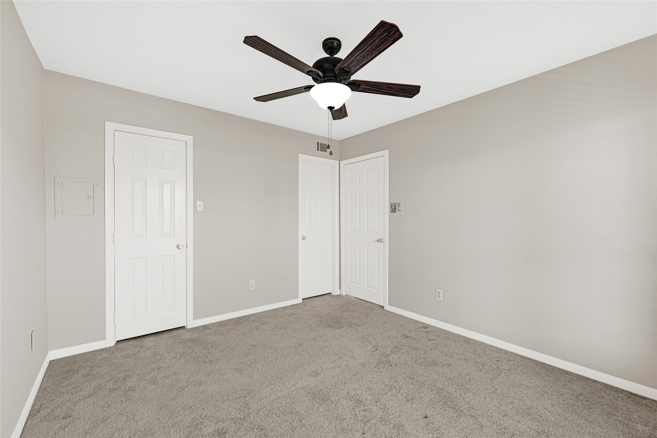 4011 Nasa Rd 1 406 Property Photo 13