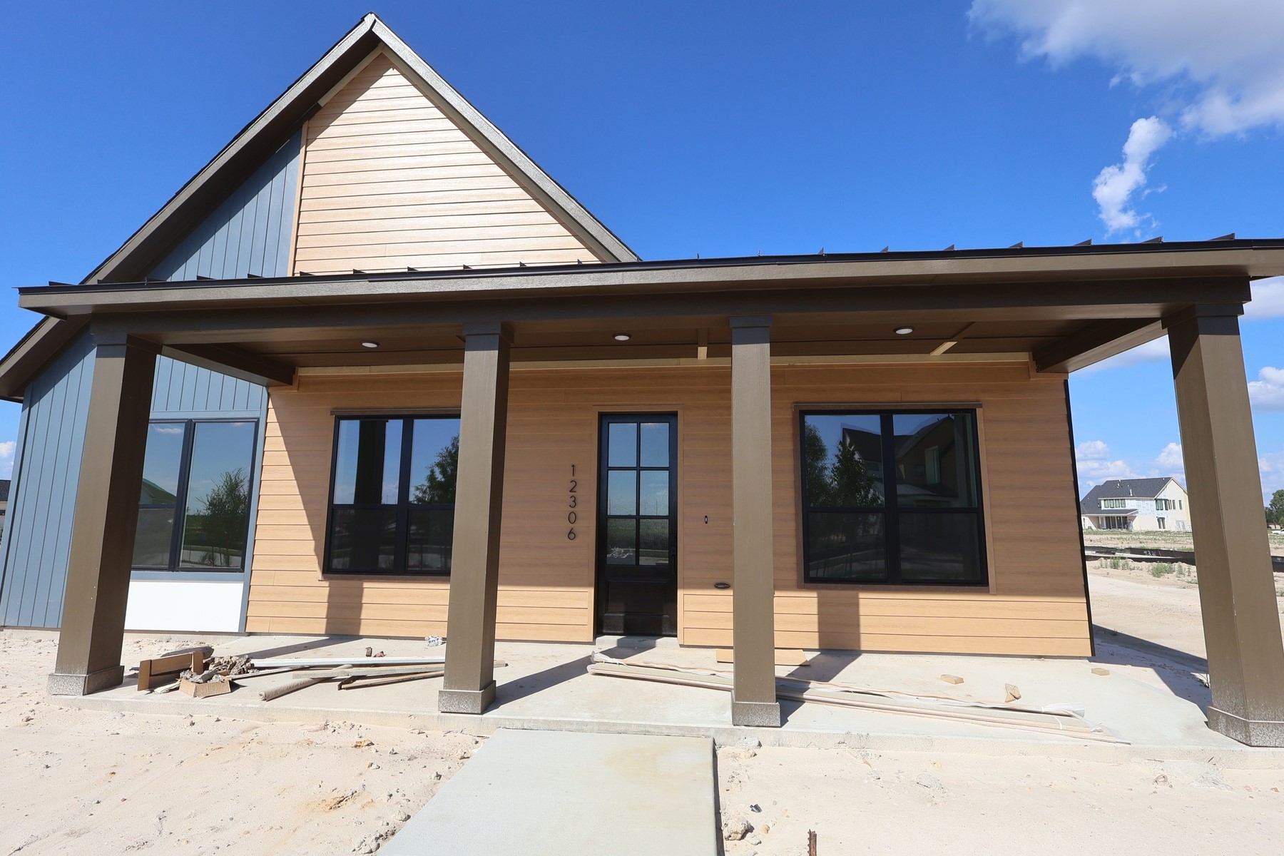 12306 Emerald Enclave Drive Property Photo 2