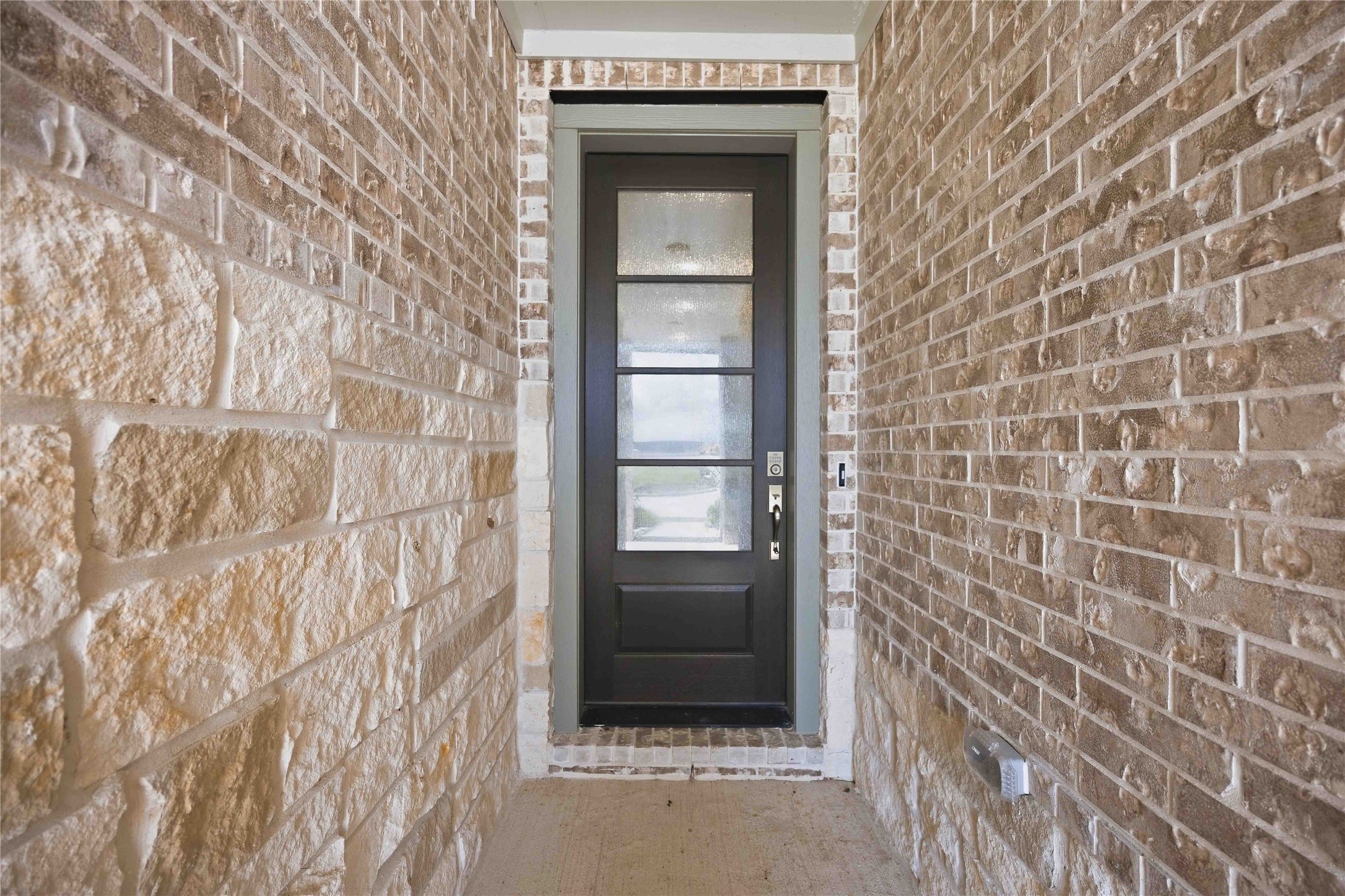 4758 Ara Drive Property Photo 4