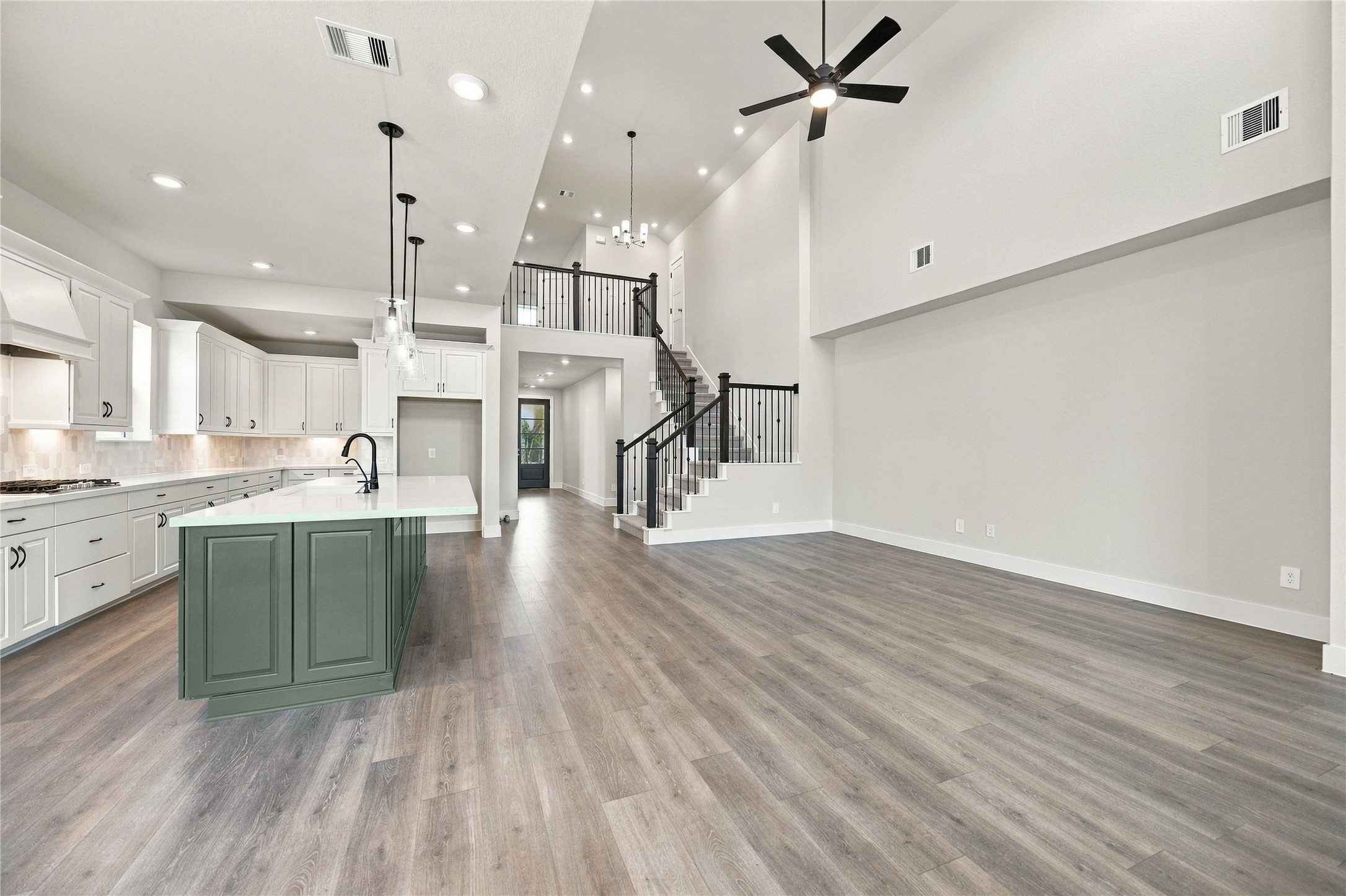 4758 Ara Drive Property Photo 11