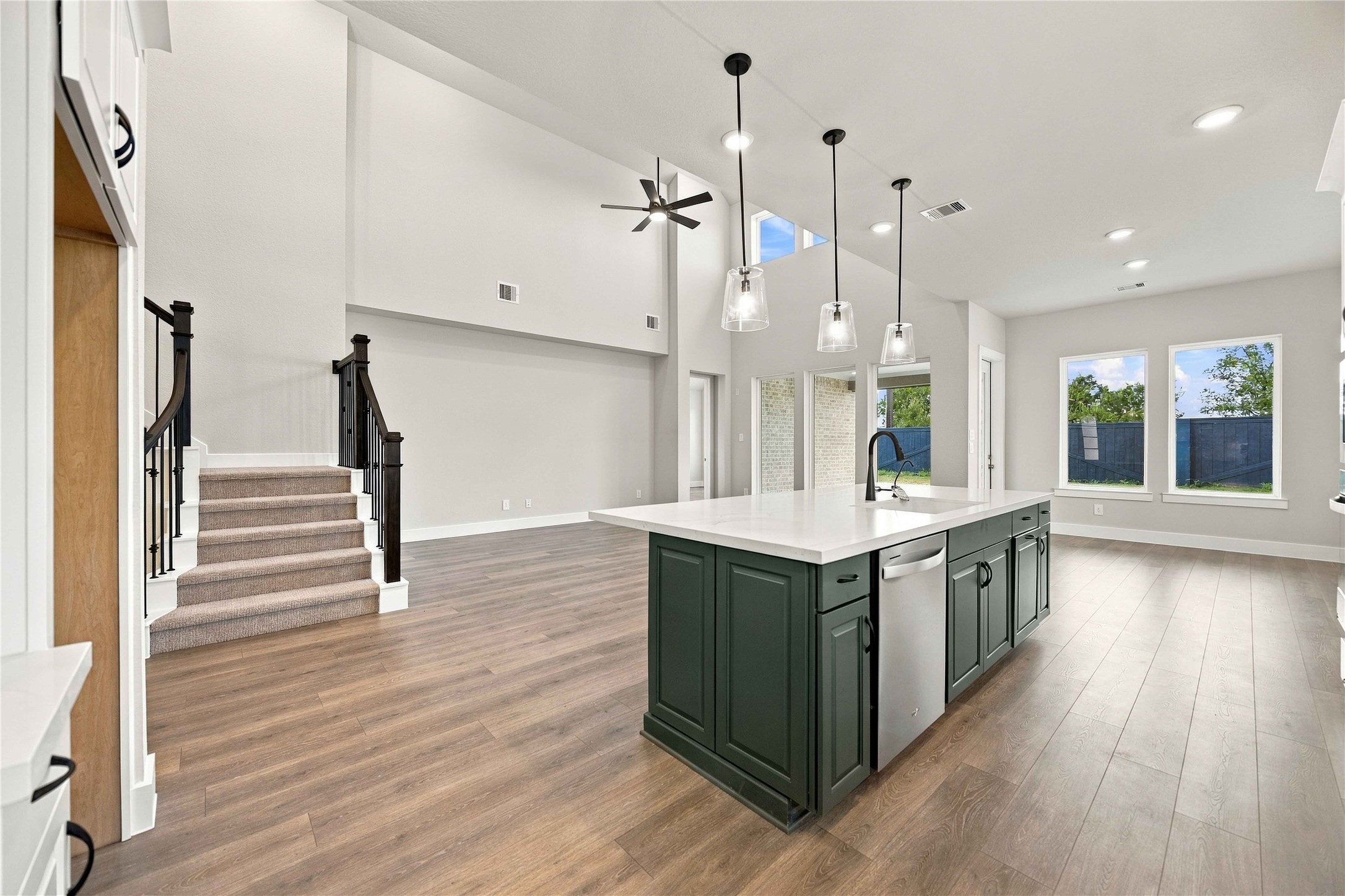 4758 Ara Drive Property Photo 14