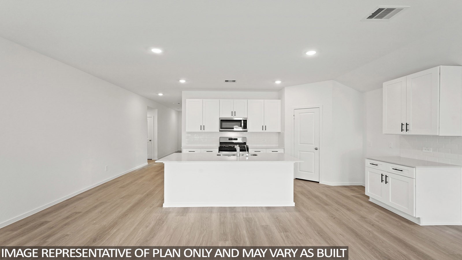 14929 Cherry Creek Drive Property Photo 4