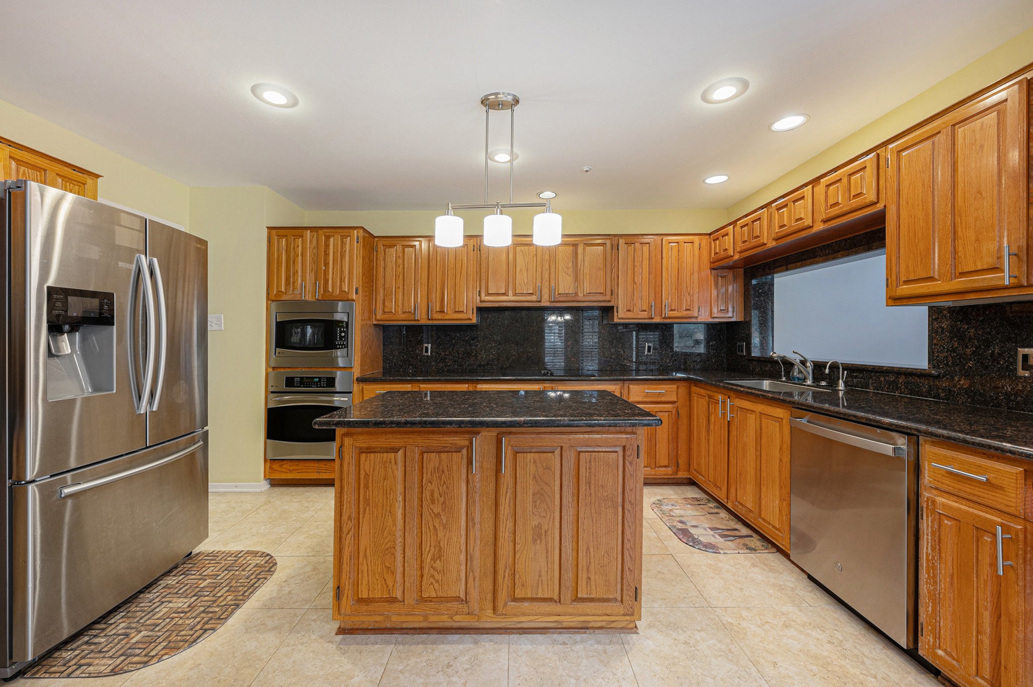302 Longview Drive Property Photo 7