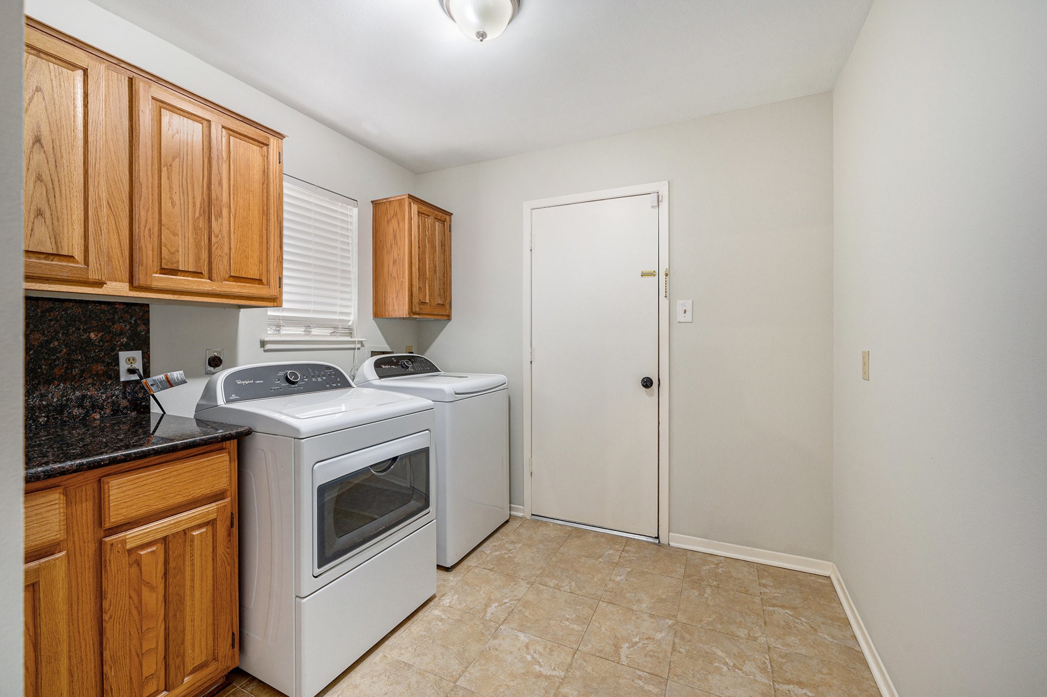 302 Longview Drive Property Photo 20