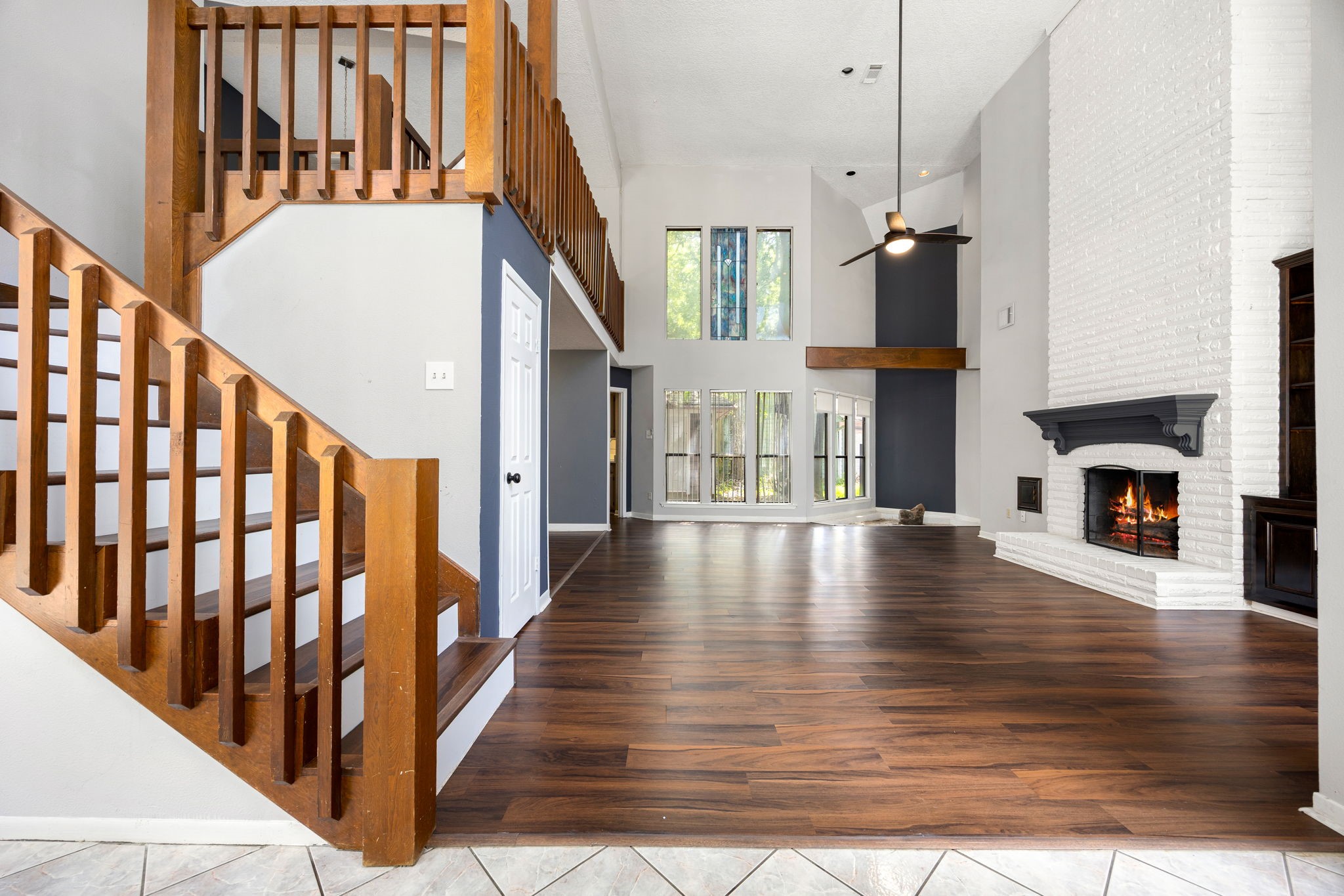 18519 Walden Forest Drive Property Photo 4