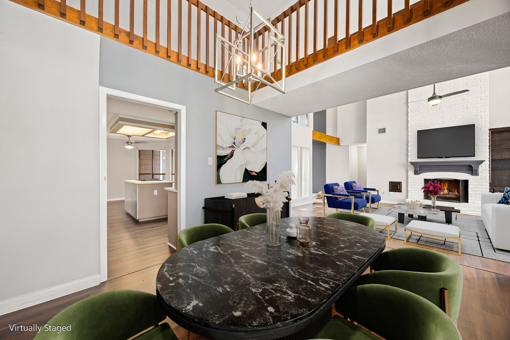 18519 Walden Forest Drive Property Photo 9