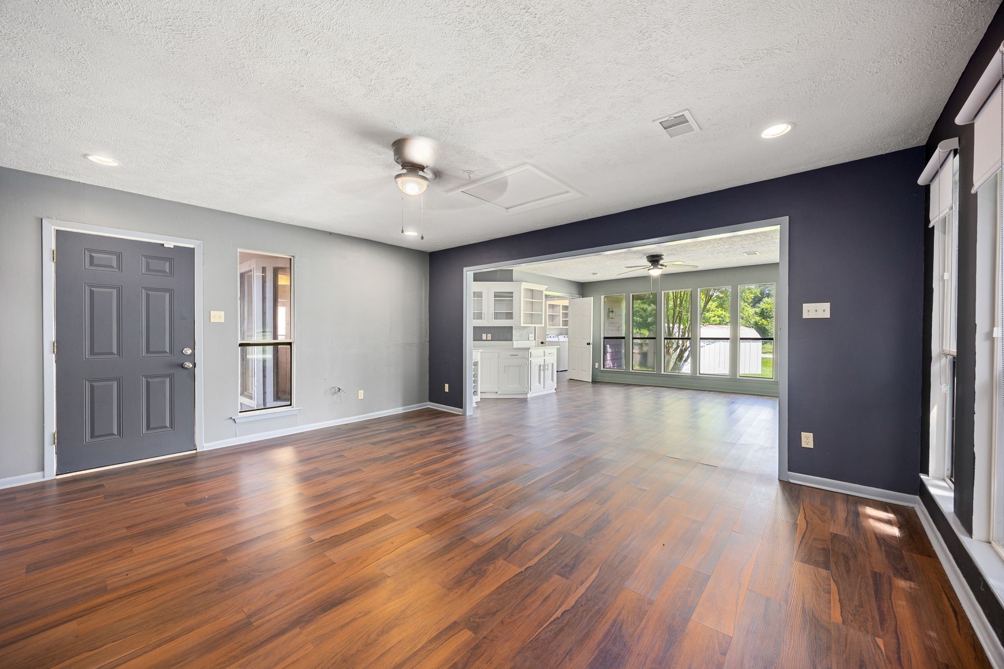 18519 Walden Forest Drive Property Photo 15