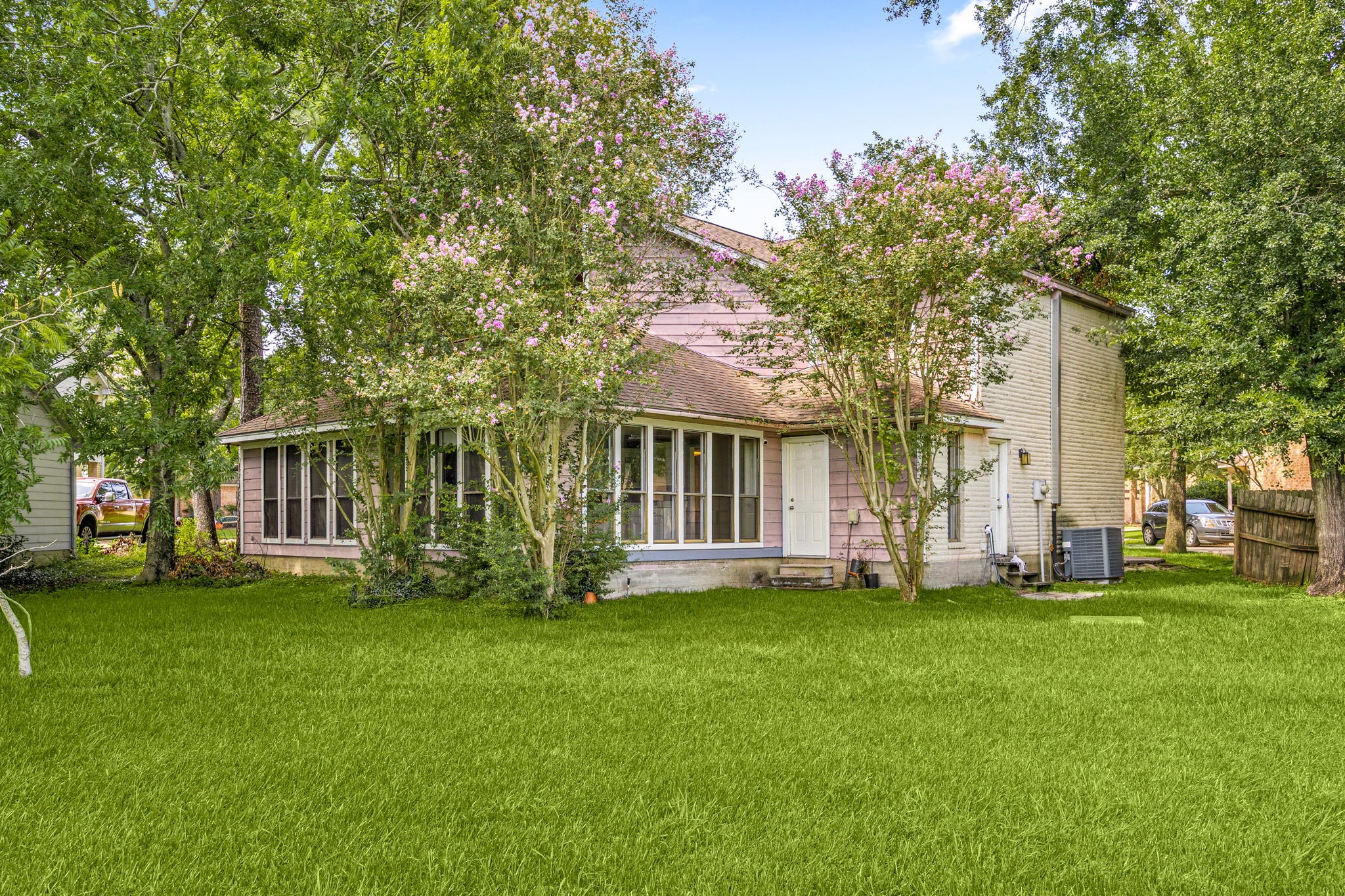 18519 Walden Forest Drive Property Photo 27