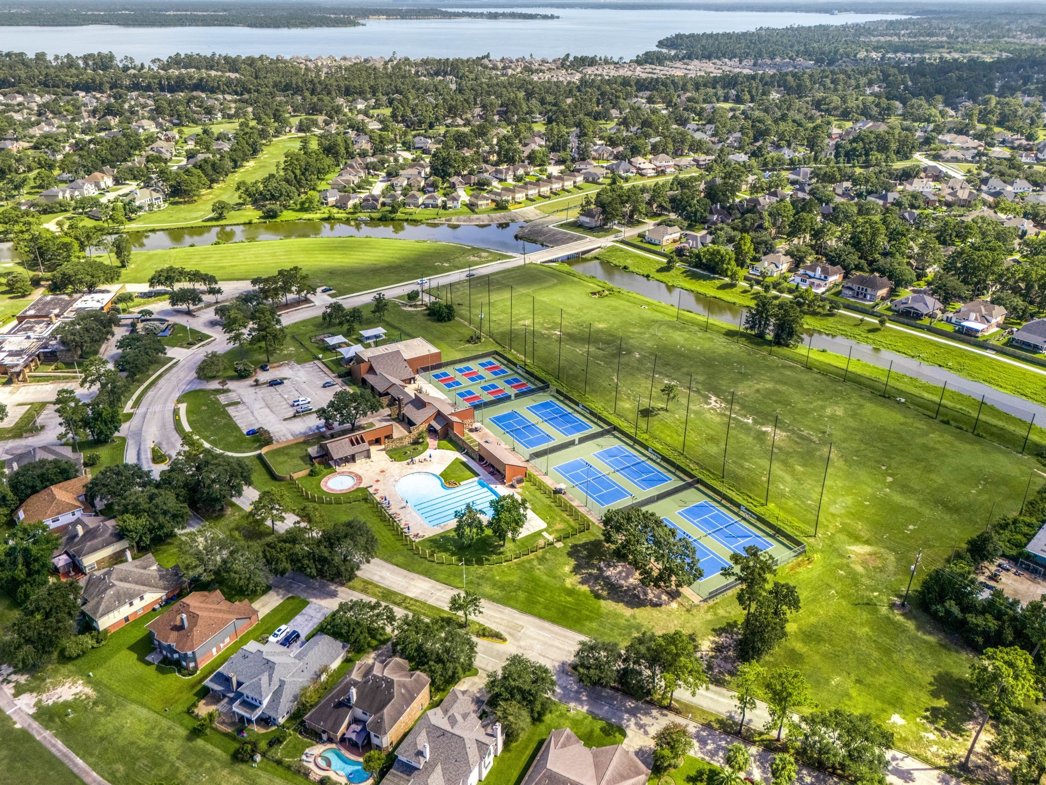 18519 Walden Forest Drive Property Photo 29