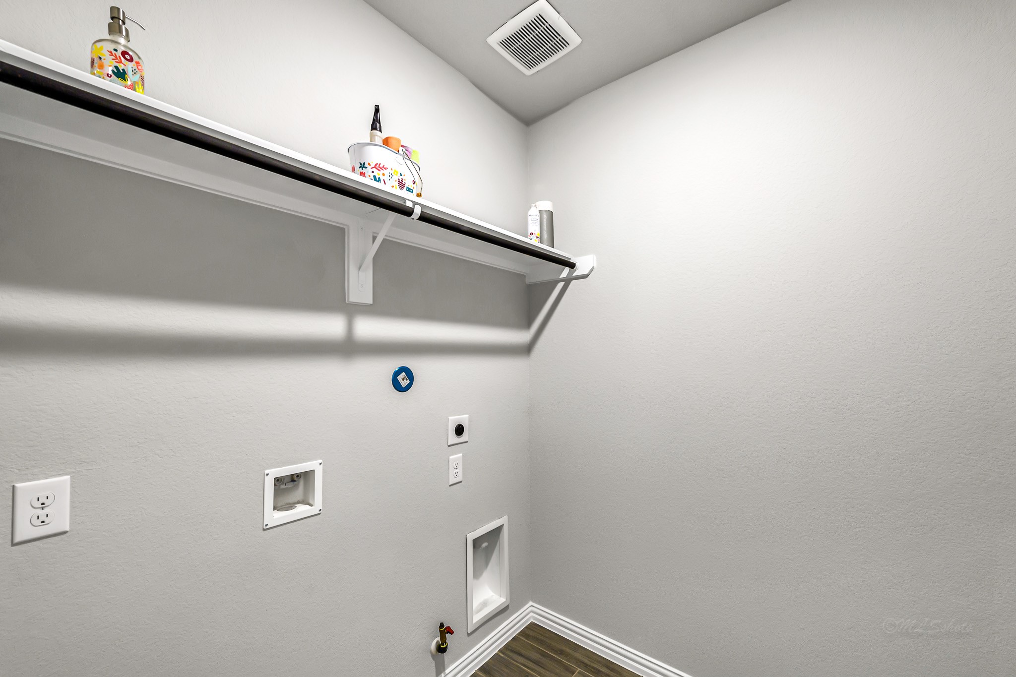 31411 Whitfield Court Property Photo 10