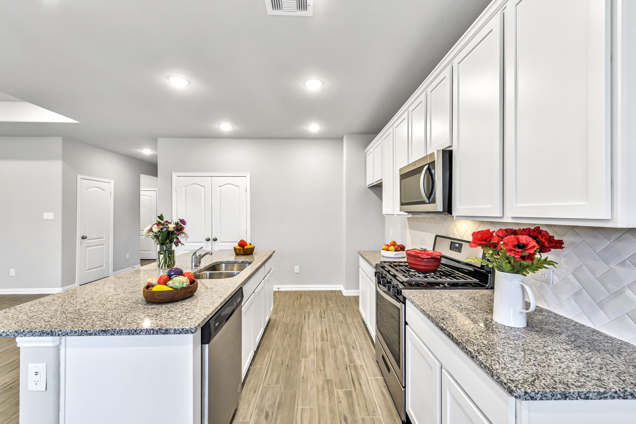 31411 Whitfield Court Property Photo 17